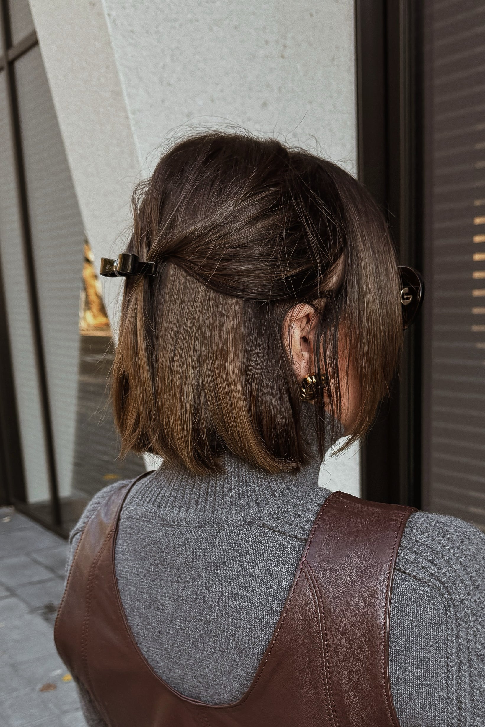 Mary Bow Barrette - Boutique Minimaliste has waterproof, durable, elegant and vintage inspired jewelry