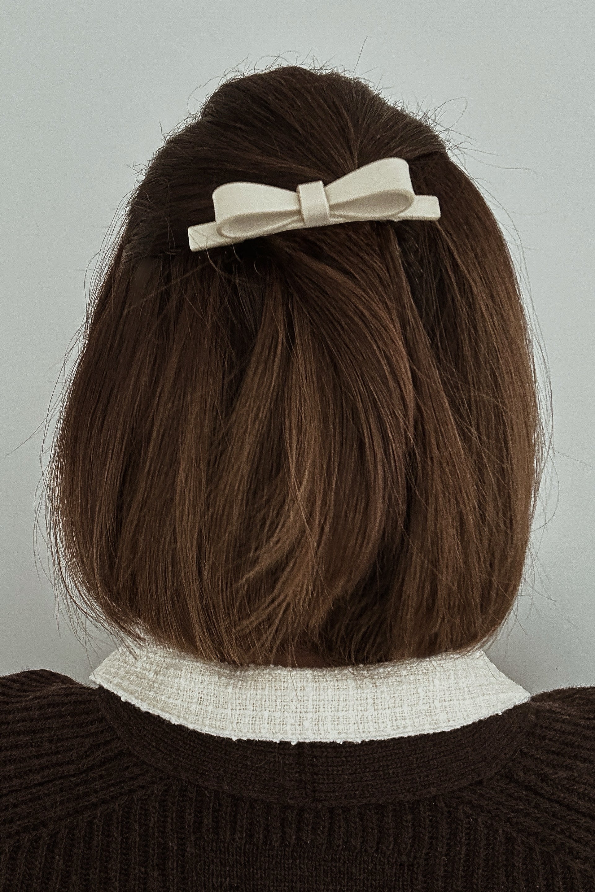 Mary Bow Barrette - Boutique Minimaliste has waterproof, durable, elegant and vintage inspired jewelry
