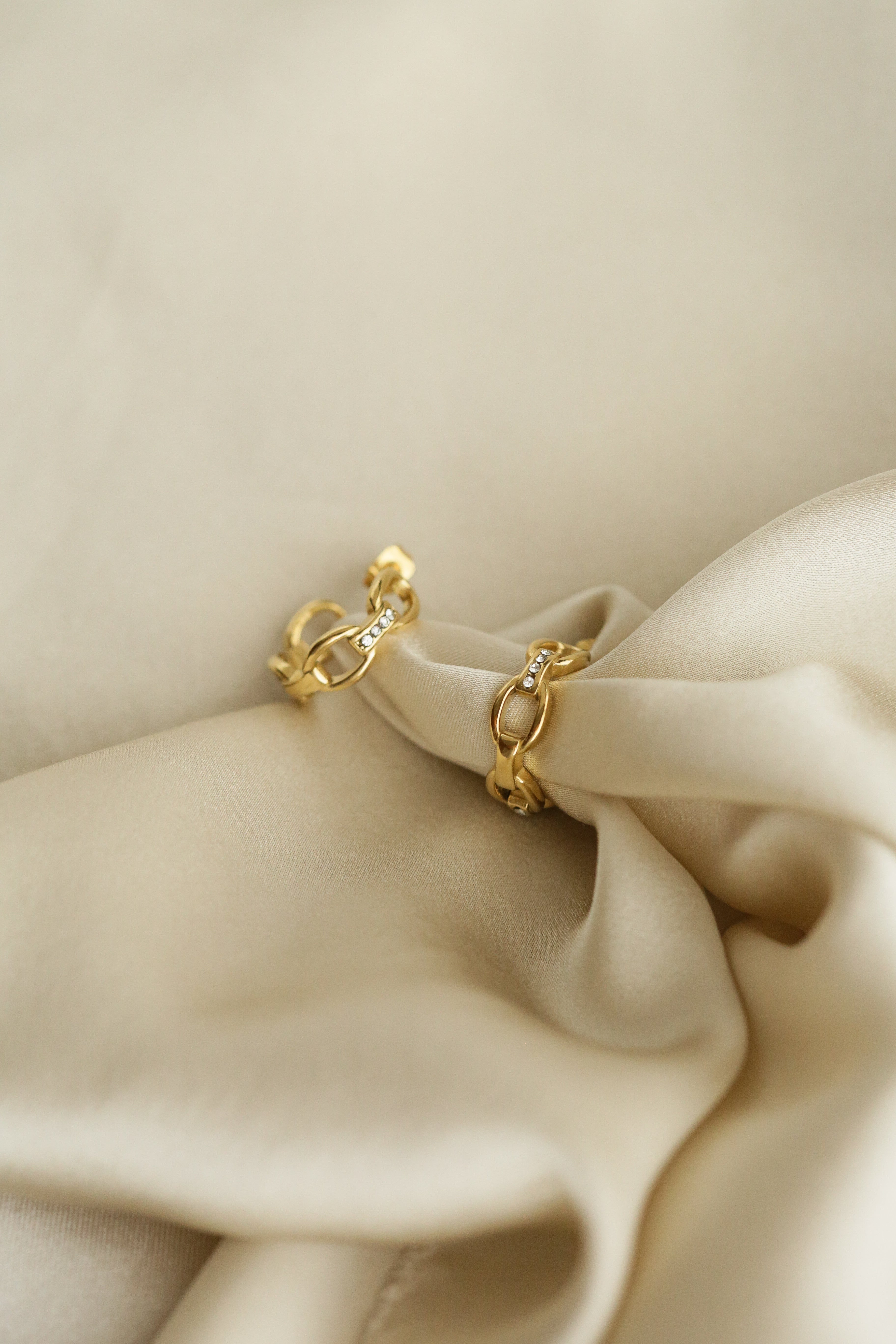 Mayfair Huggies - Boutique Minimaliste has waterproof, durable, elegant and vintage inspired jewelry