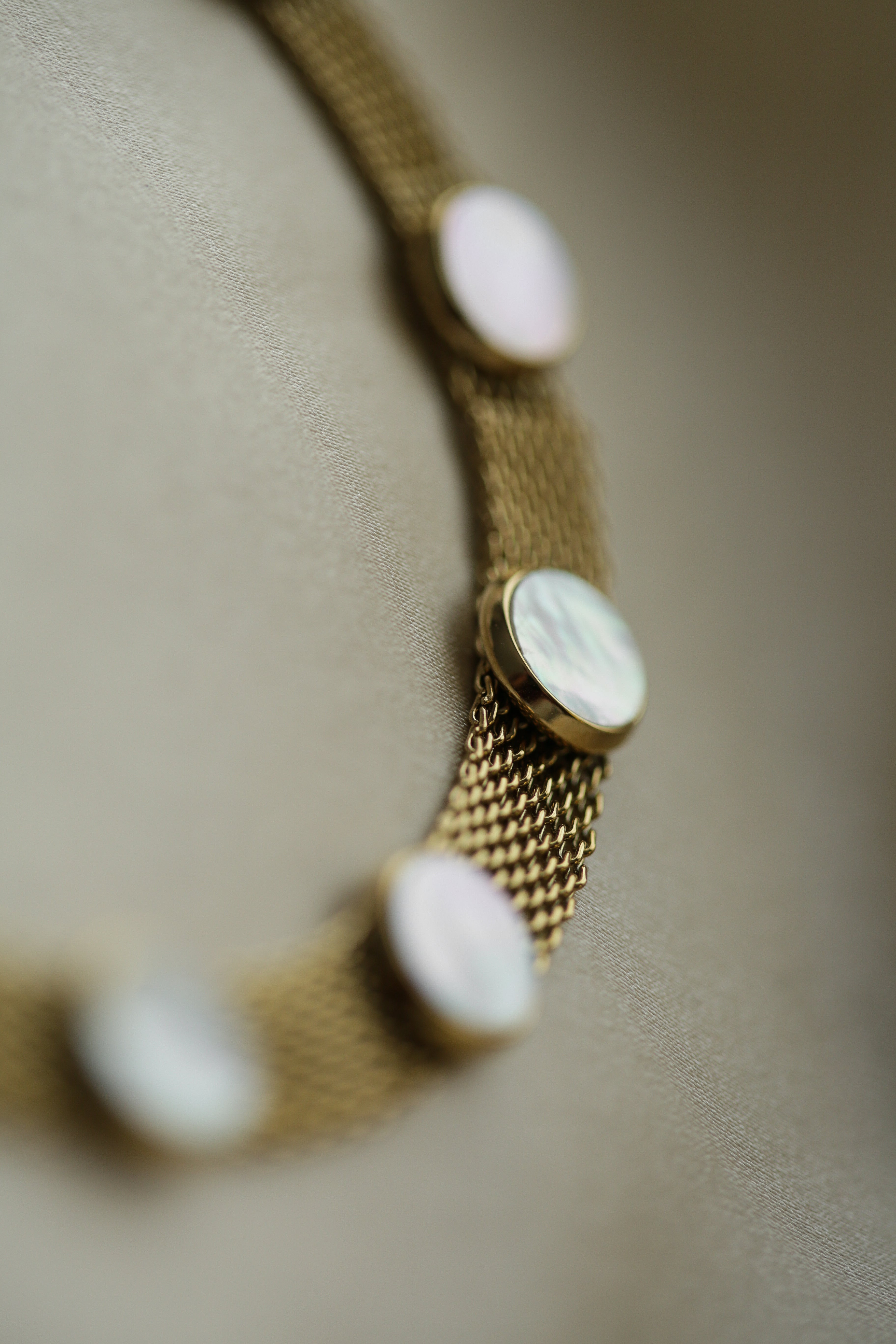 Mesh & Mother of Pearl Necklace - Boutique Minimaliste has waterproof, durable, elegant and vintage inspired jewelry