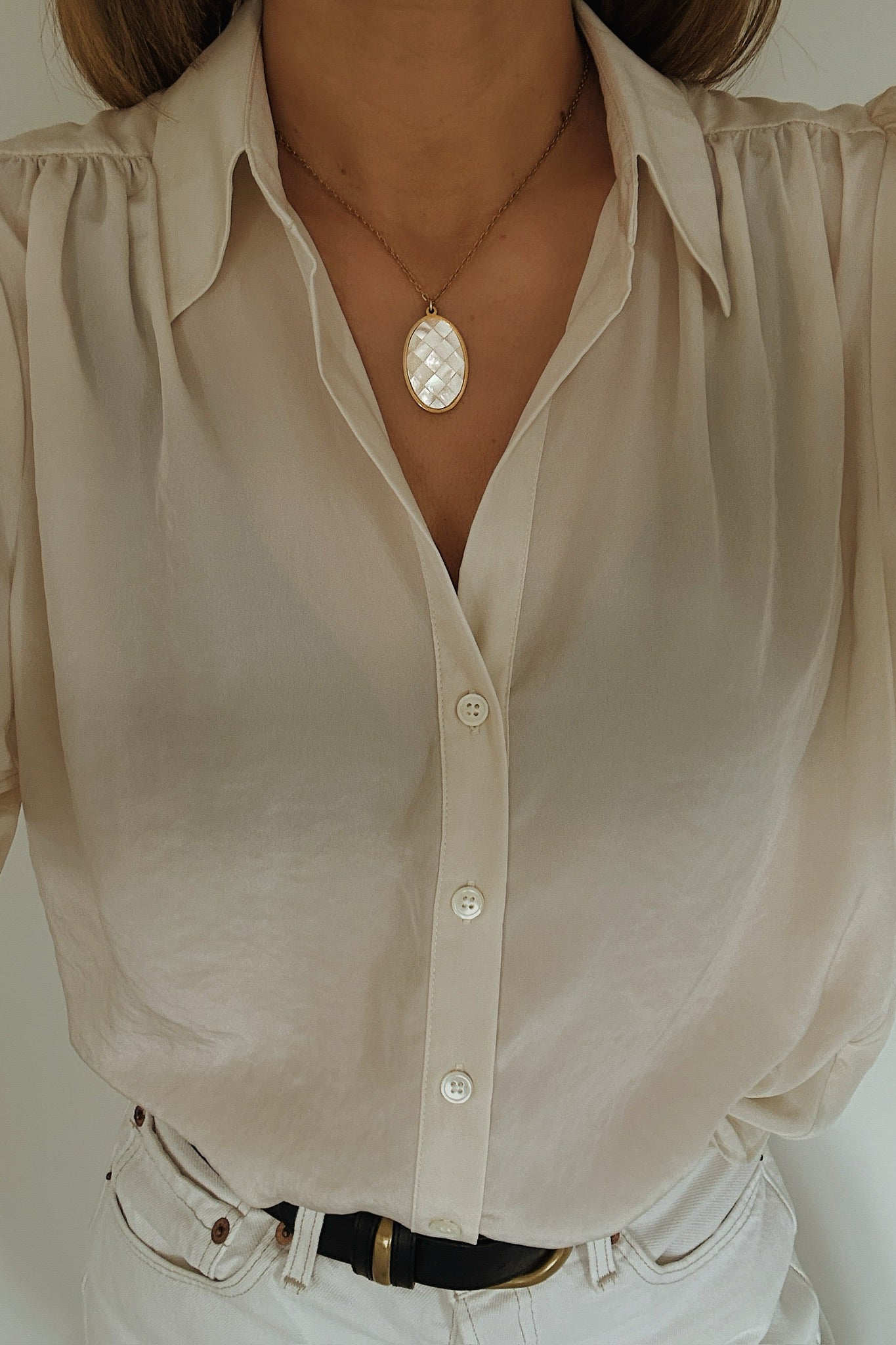 Mother of Pearl Cameo Necklace - Boutique Minimaliste has waterproof, durable, elegant and vintage inspired jewelry