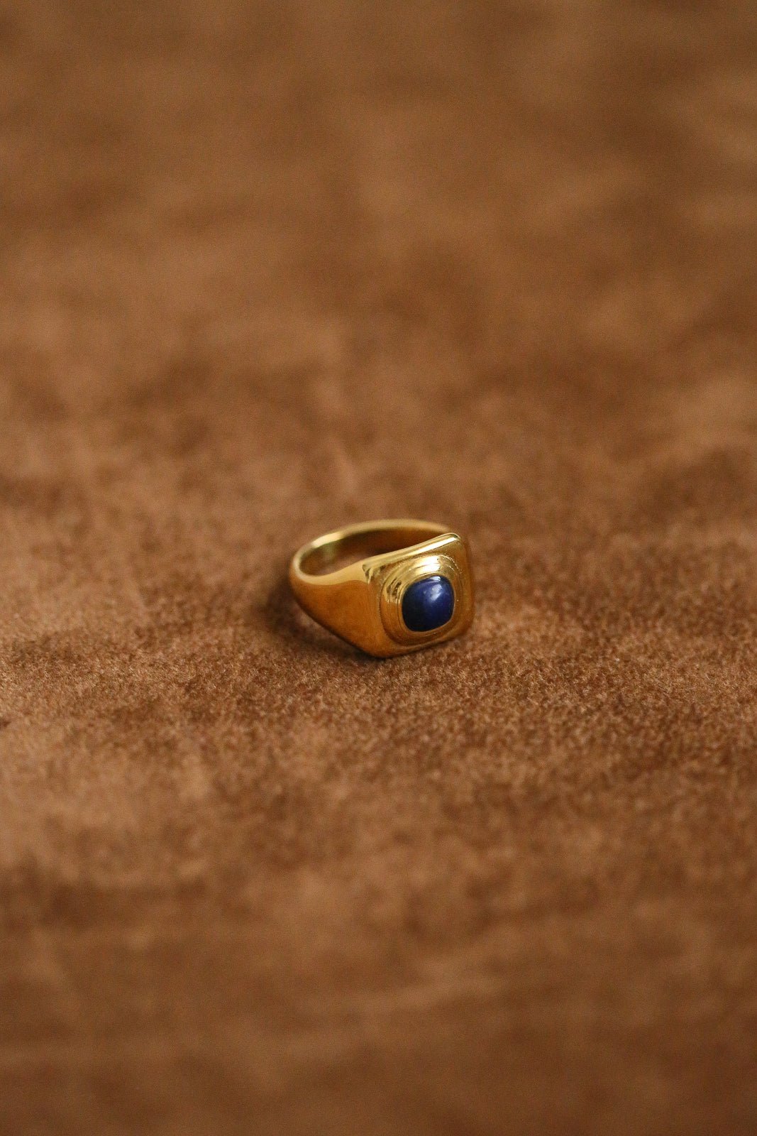 Noémie Ring - has waterproof, durable, elegant and vintage inspired jewelry