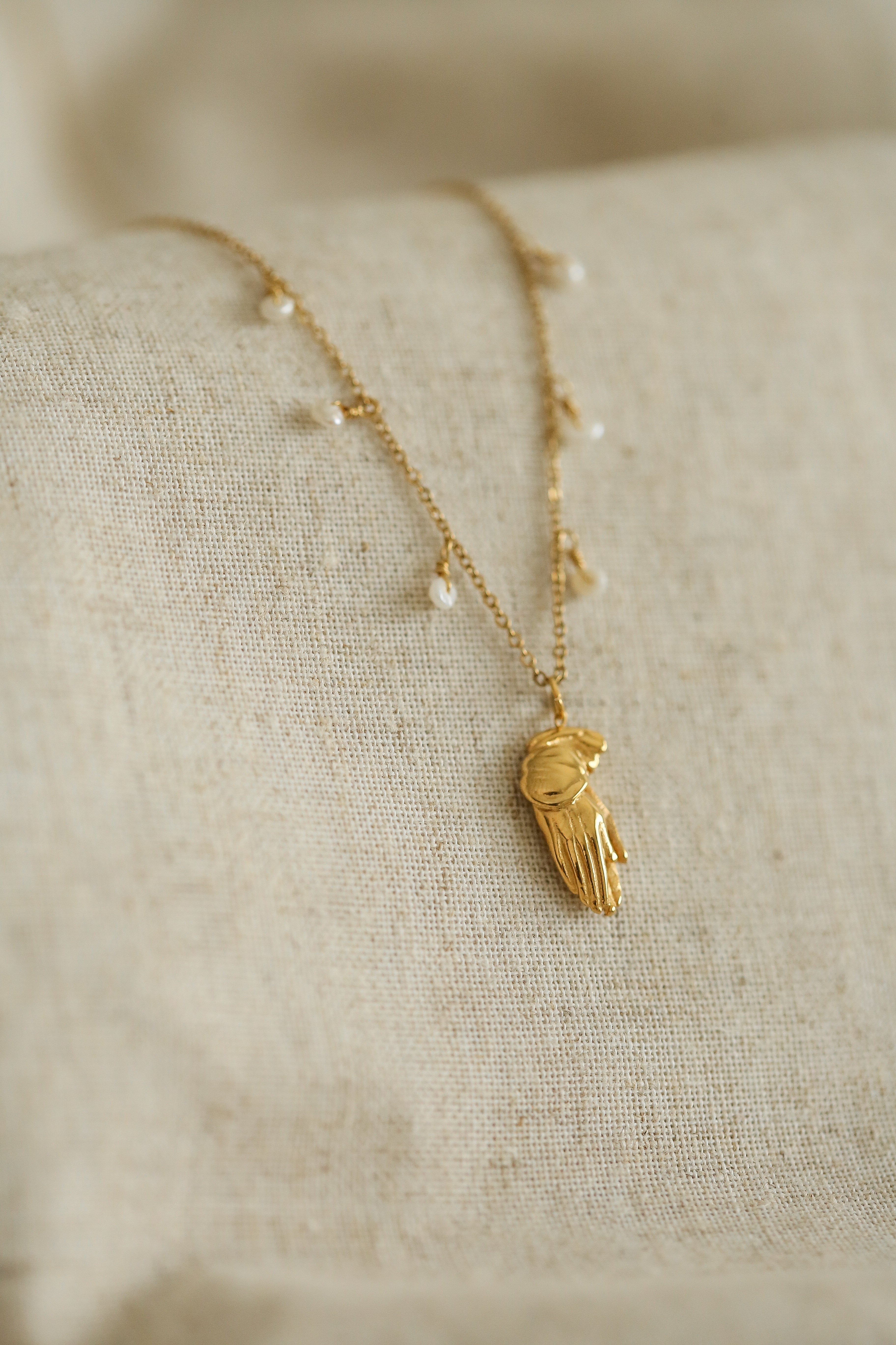 Ophélie Necklace - has waterproof, durable, elegant and vintage inspired jewelry