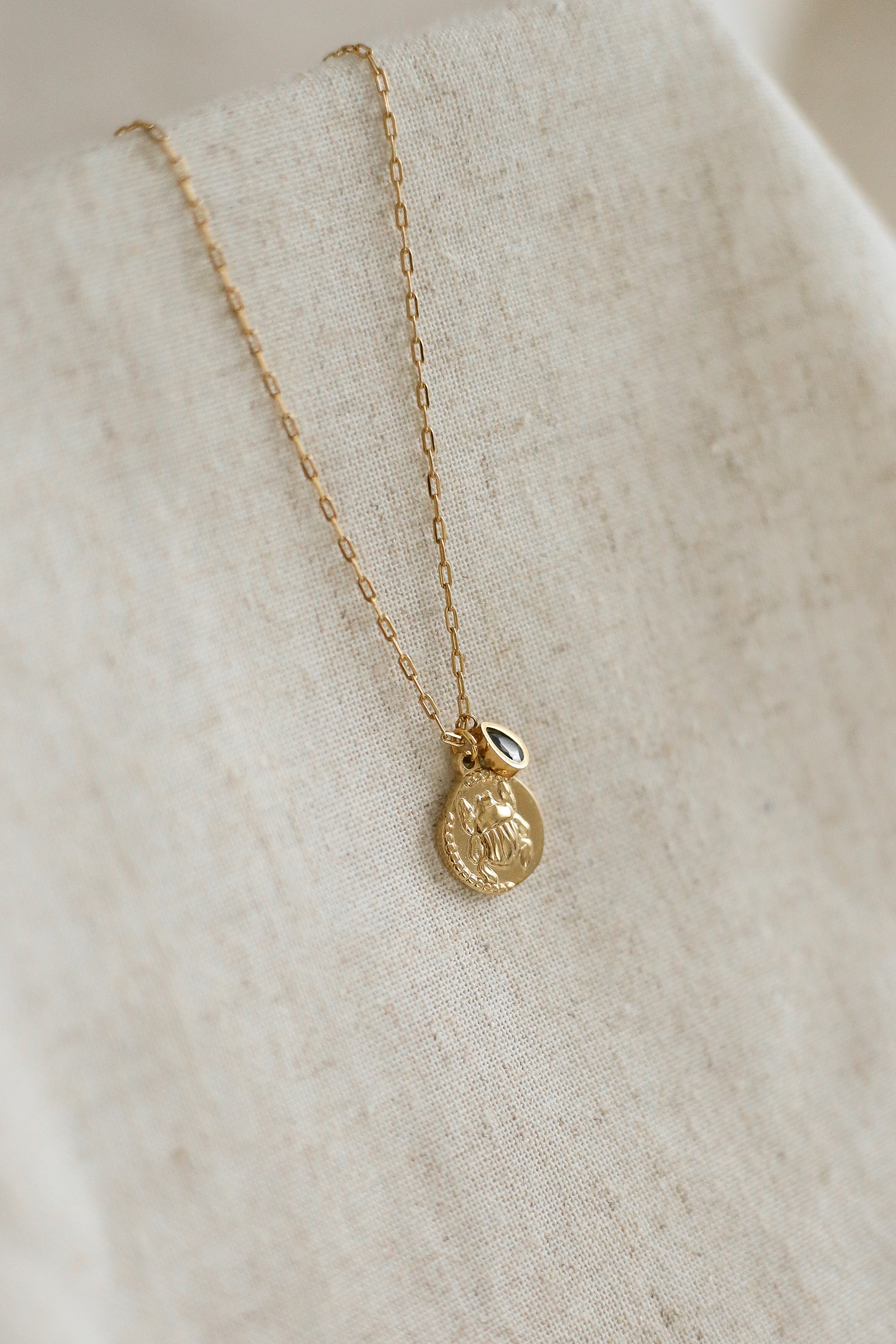 Oriana Set - has waterproof, durable, elegant and vintage inspired jewelry