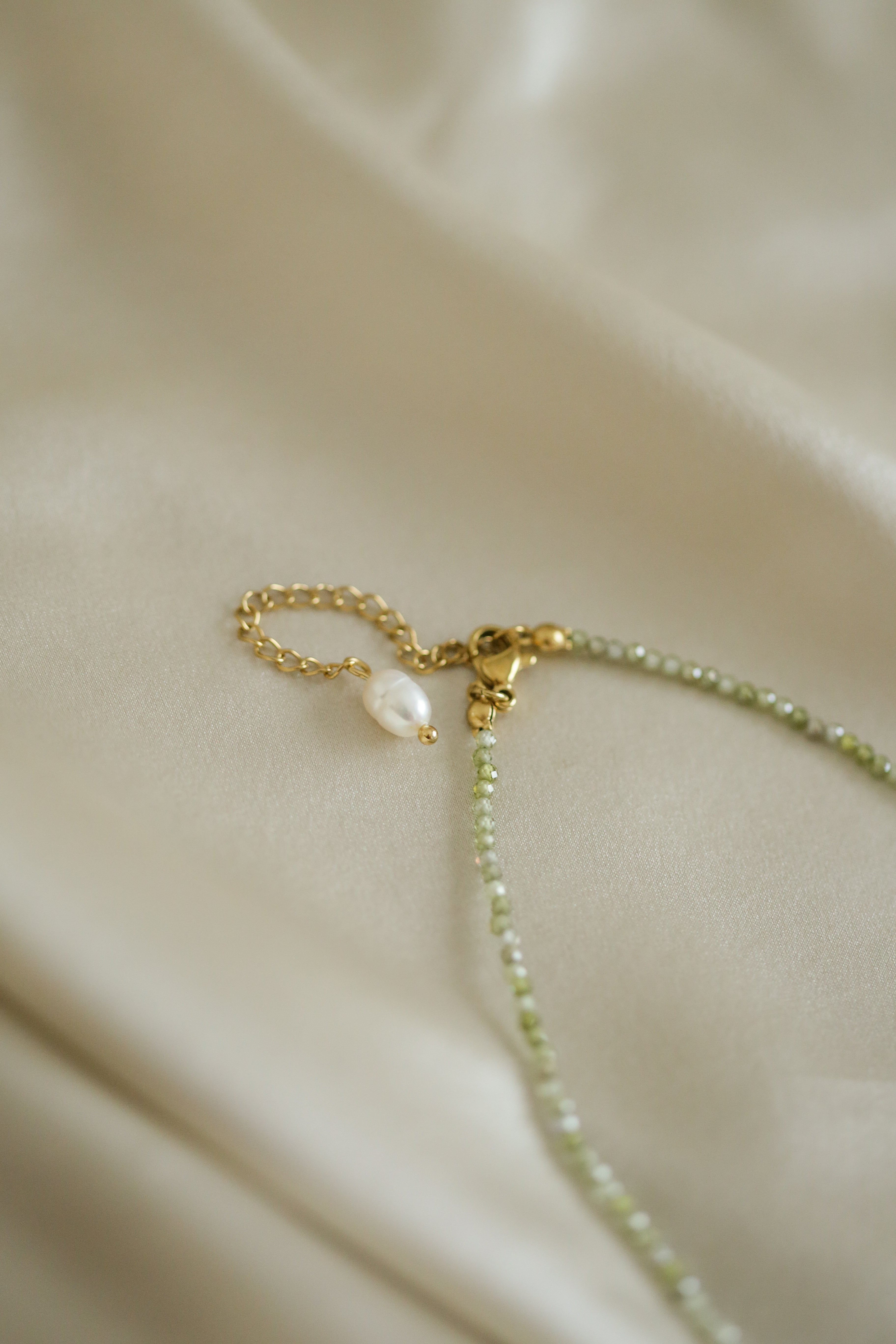 Pearls & Crystals Necklace - Boutique Minimaliste has waterproof, durable, elegant and vintage inspired jewelry