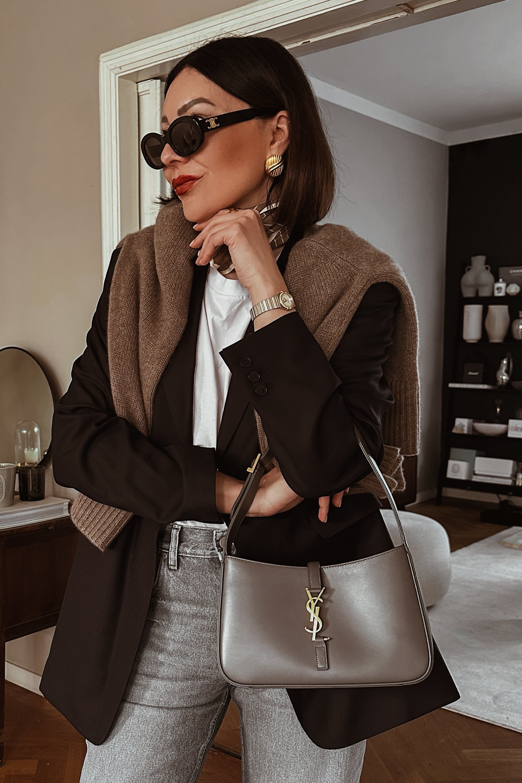 Ridge Oval Statement Earrings - Boutique Minimaliste has waterproof, durable, elegant and vintage inspired jewelry