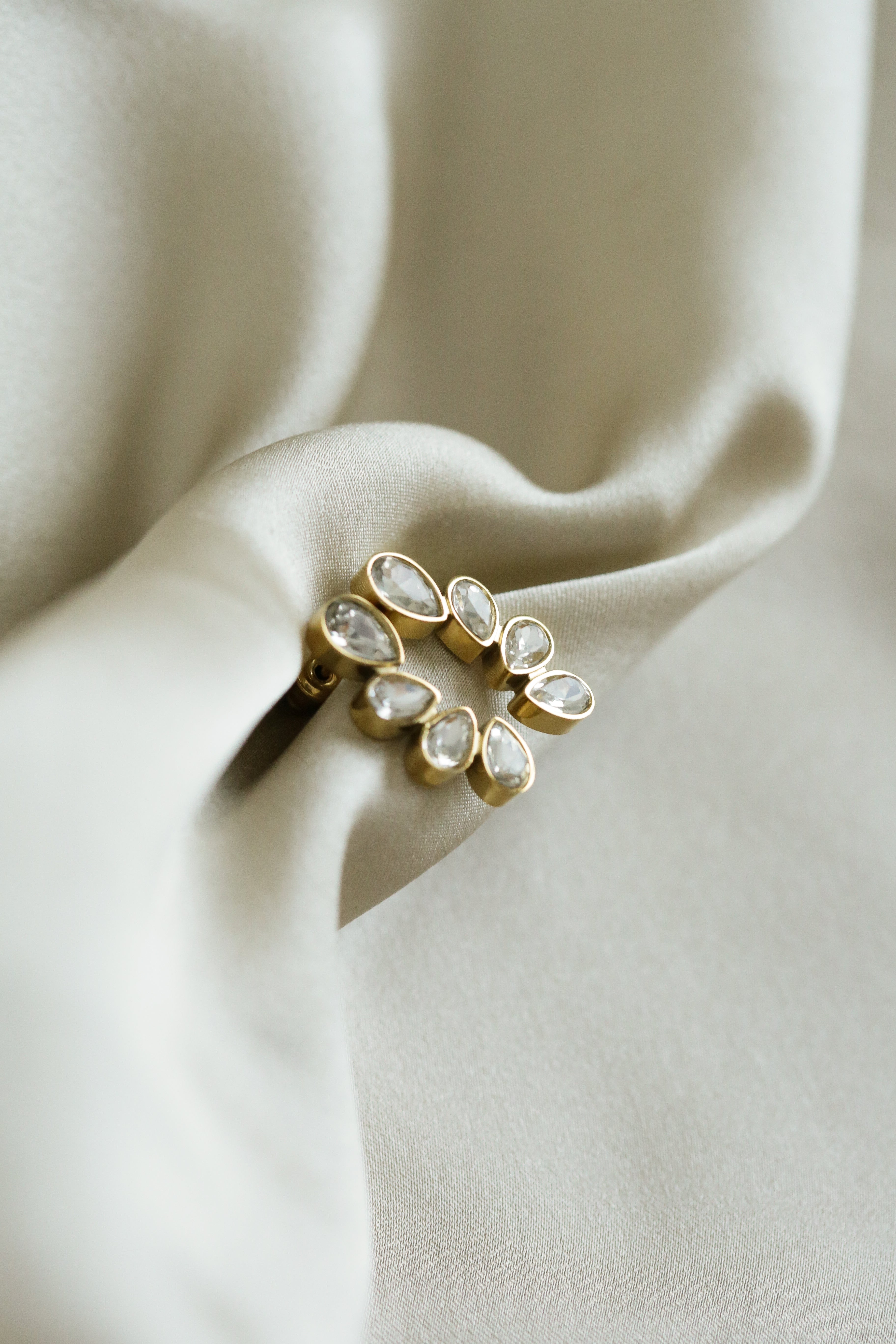Teardrop Cubic Zirconia Studs - Boutique Minimaliste has waterproof, durable, elegant and vintage inspired jewelry