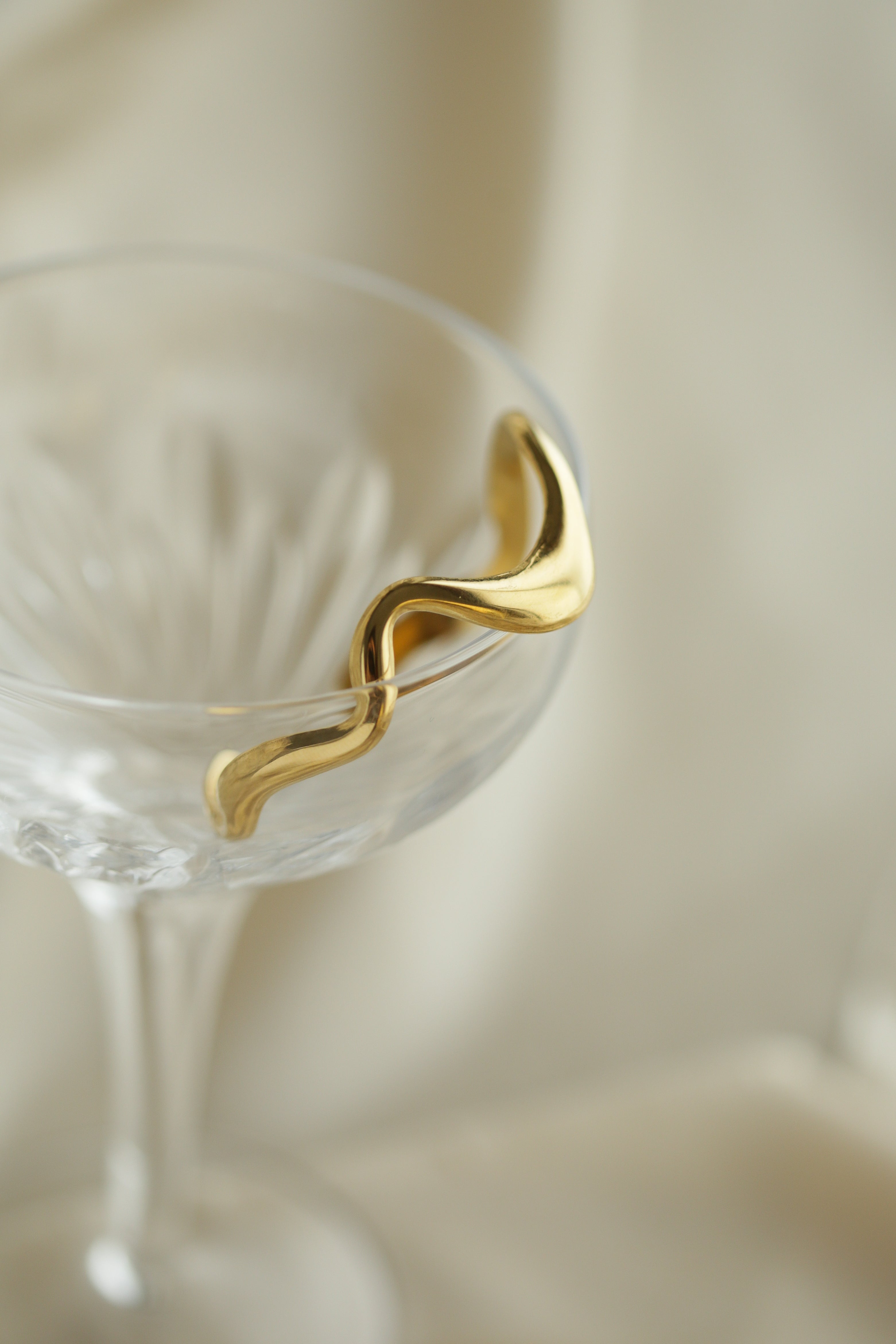 Wave Cuff - Boutique Minimaliste has waterproof, durable, elegant and vintage inspired jewelry