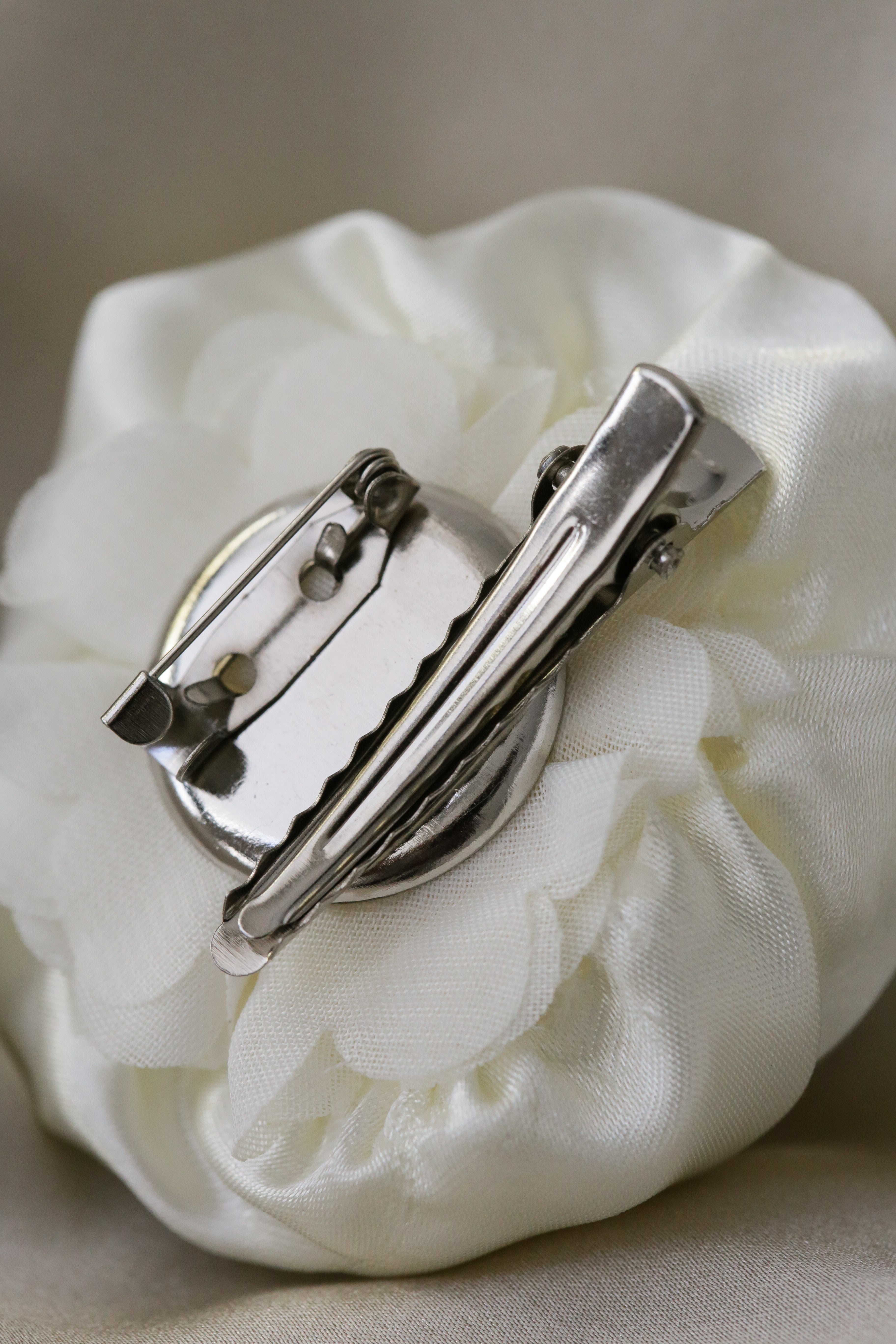 Xavia Rose - Boutique Minimaliste has waterproof, durable, elegant and vintage inspired jewelry