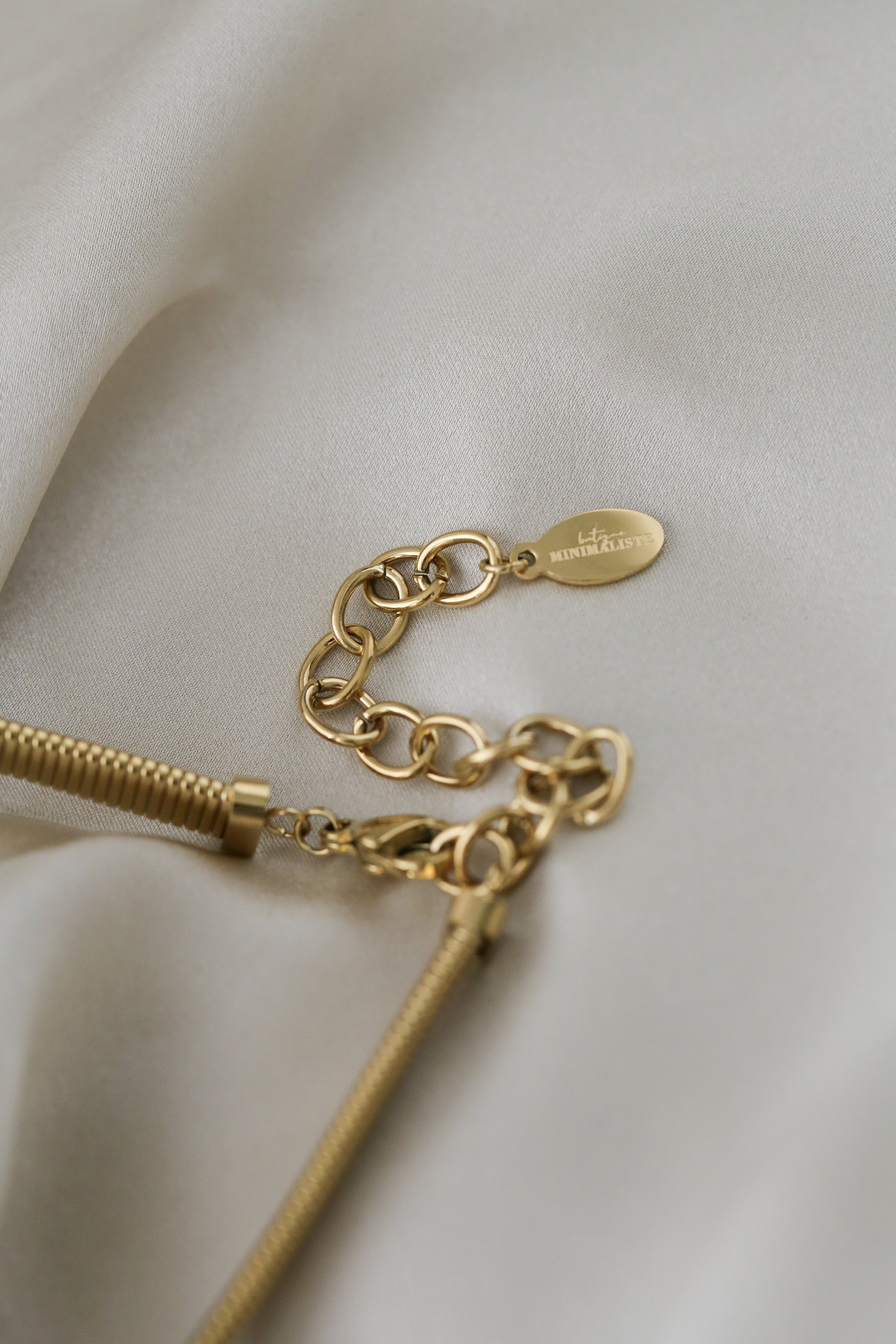 Xyla Necklace - has waterproof, durable, elegant and vintage inspired jewelry