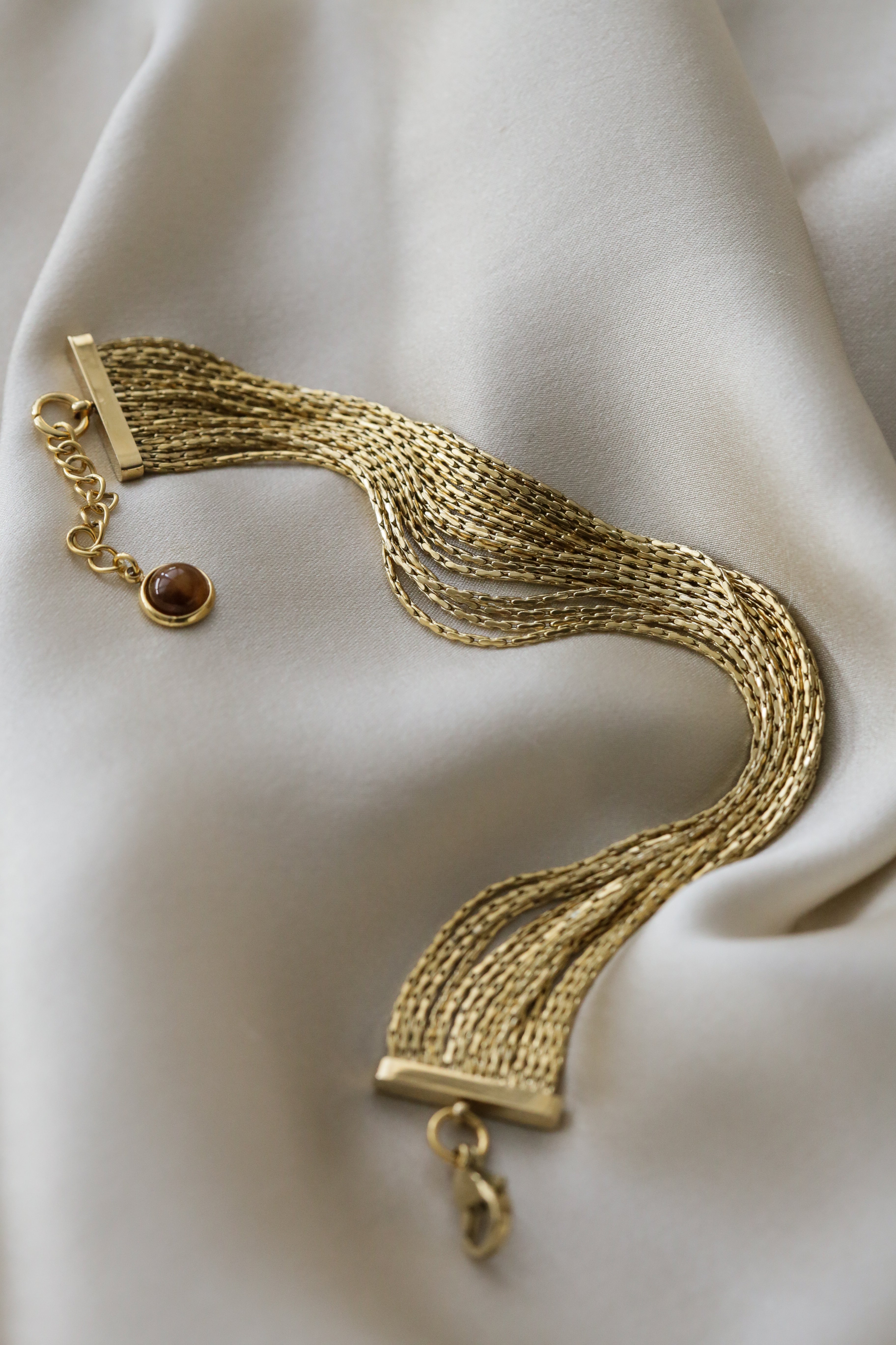 Yamille Bracelet - Boutique Minimaliste has waterproof, durable, elegant and vintage inspired jewelry