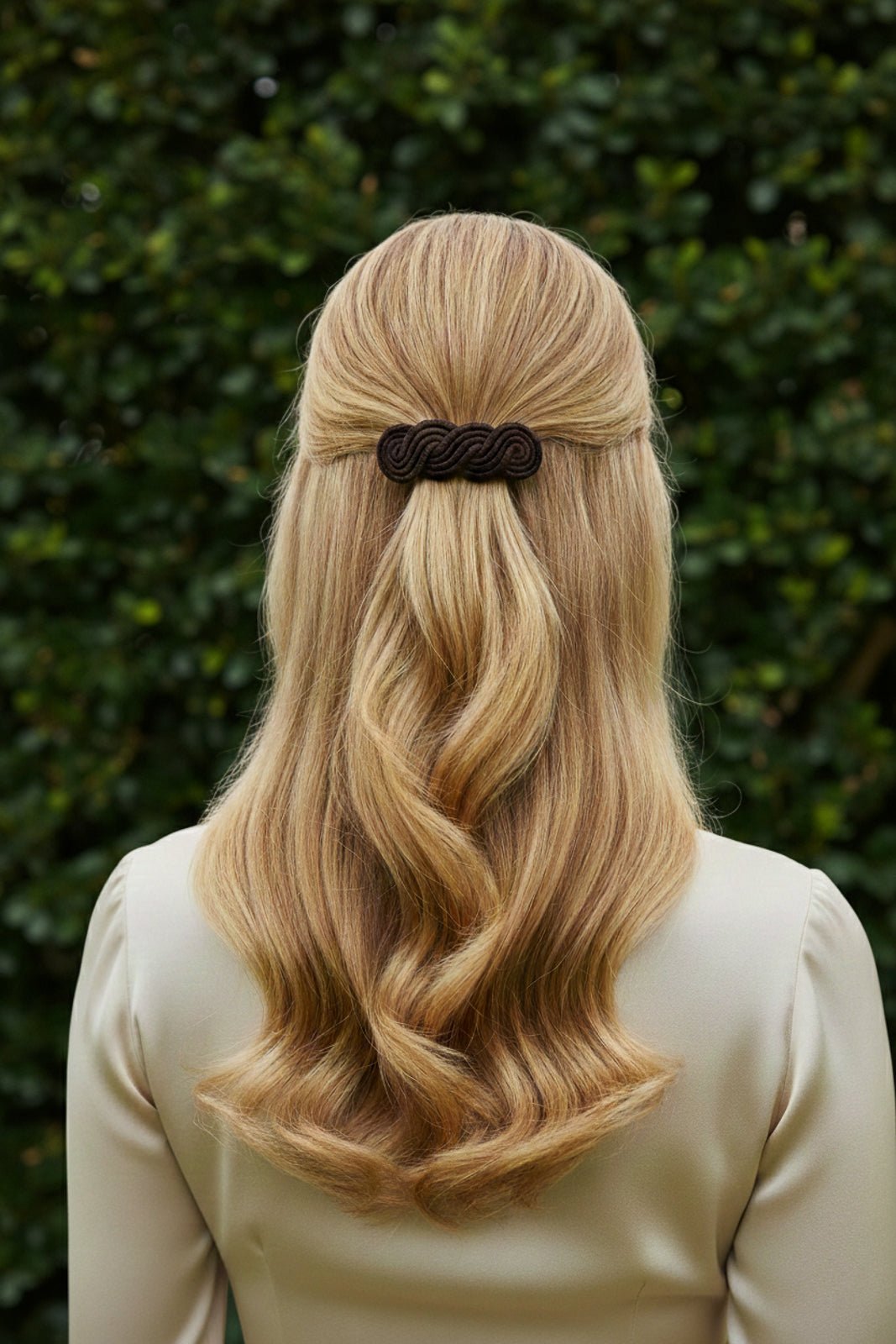 Yseult Barrette - has waterproof, durable, elegant and vintage inspired jewelry