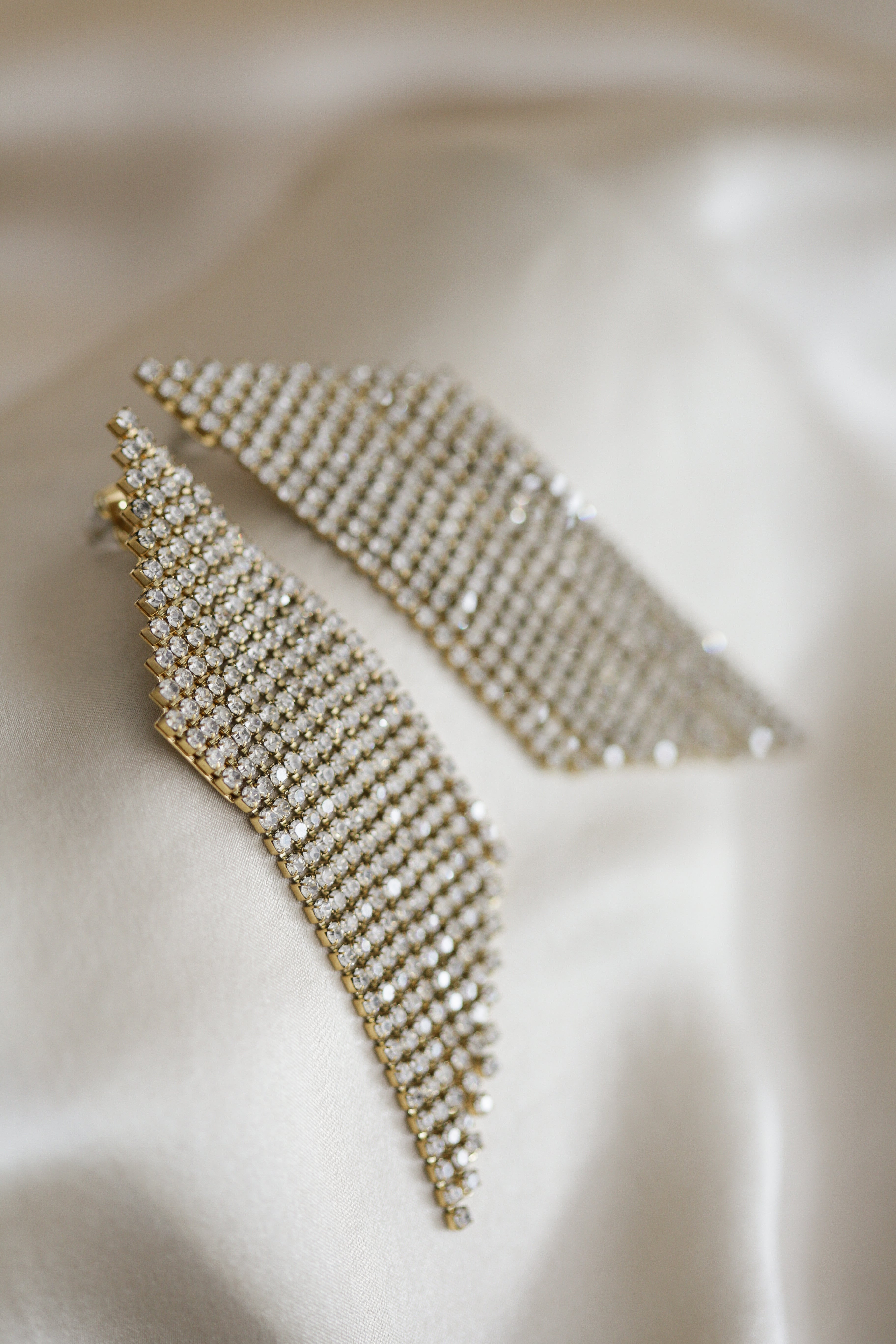 Zarah Statement Earrings - Boutique Minimaliste has waterproof, durable, elegant and vintage inspired jewelry