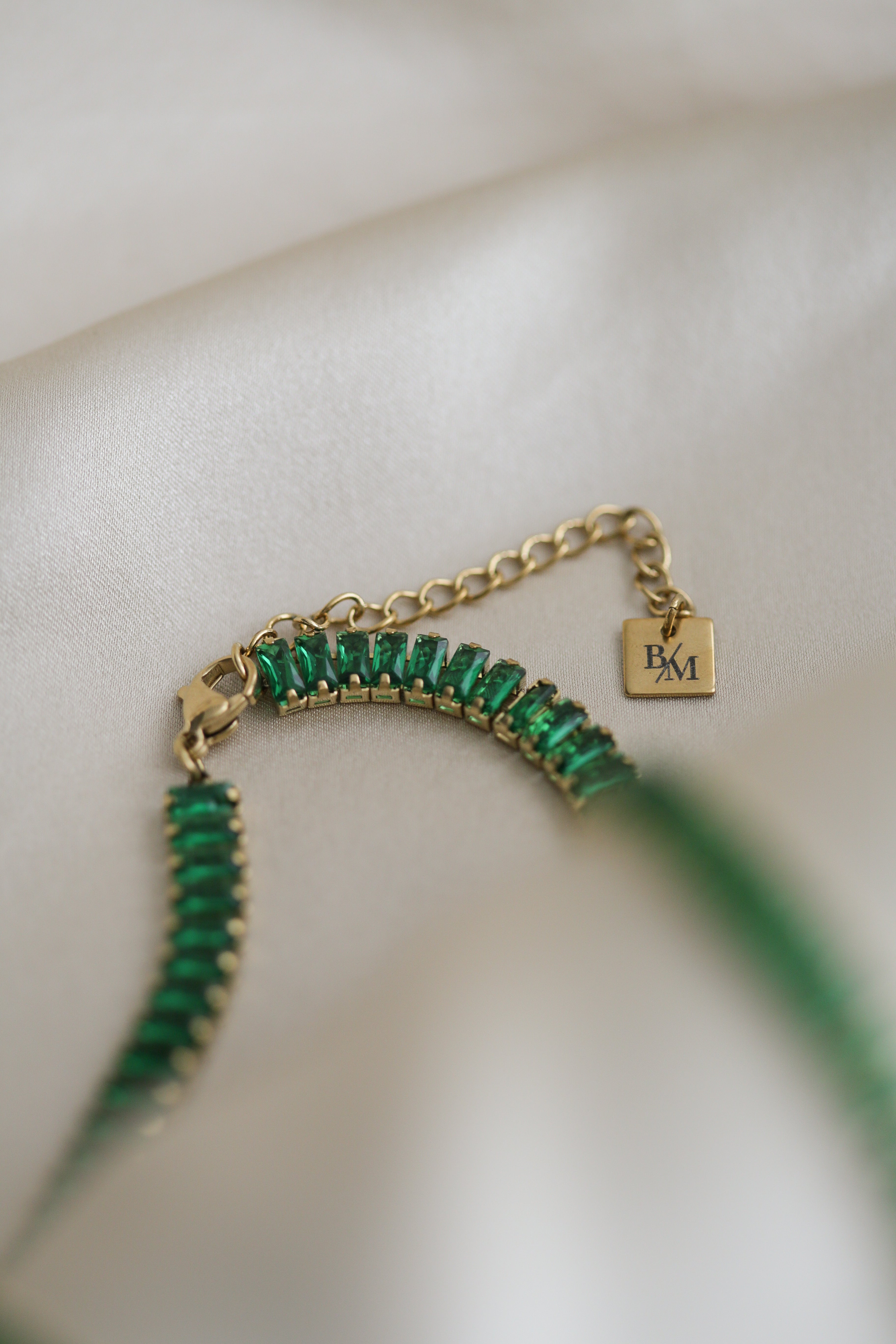 Zoe Statement Necklace - Boutique Minimaliste has waterproof, durable, elegant and vintage inspired jewelry