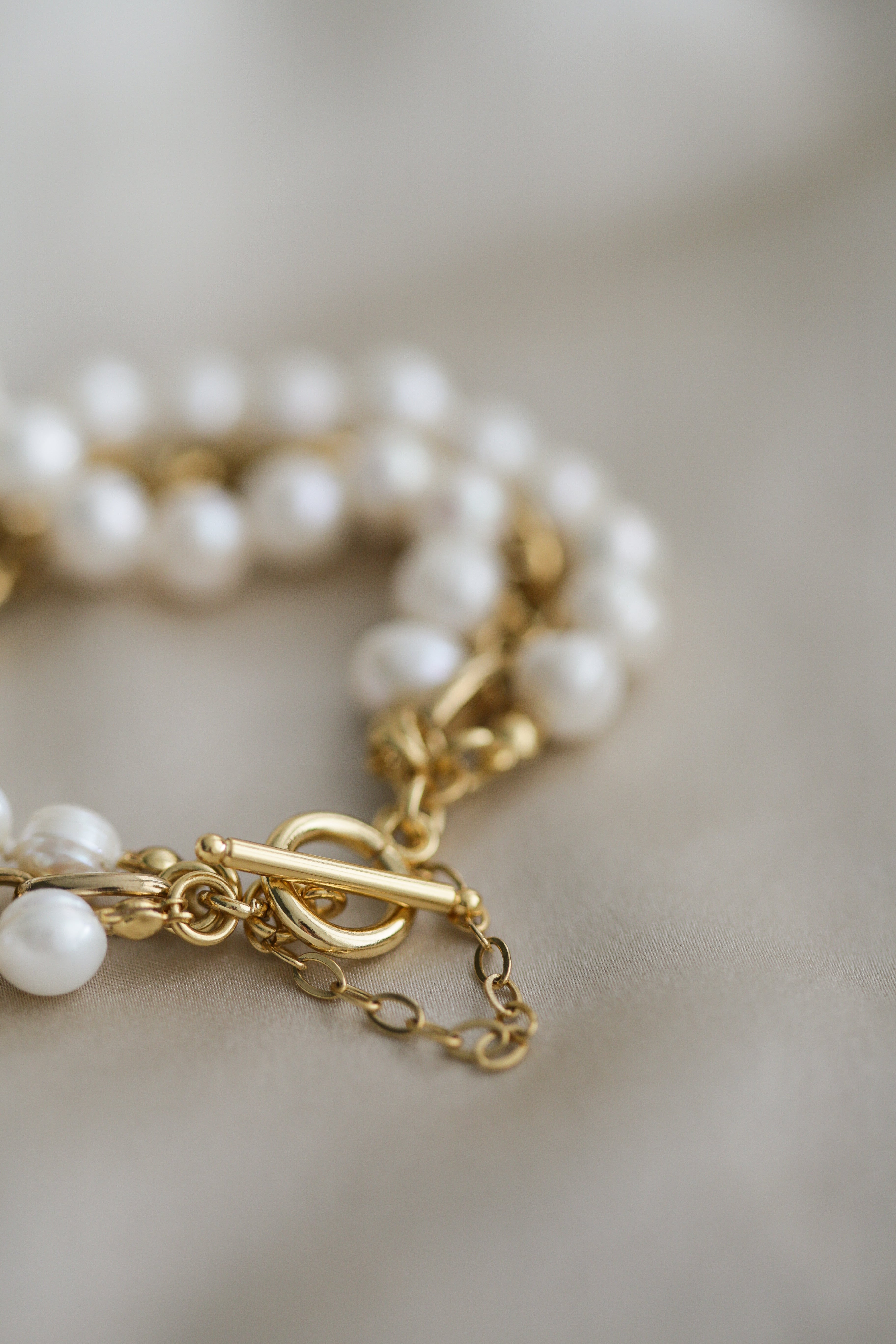 Zoya Bracelet - has waterproof, durable, elegant and vintage inspired jewelry