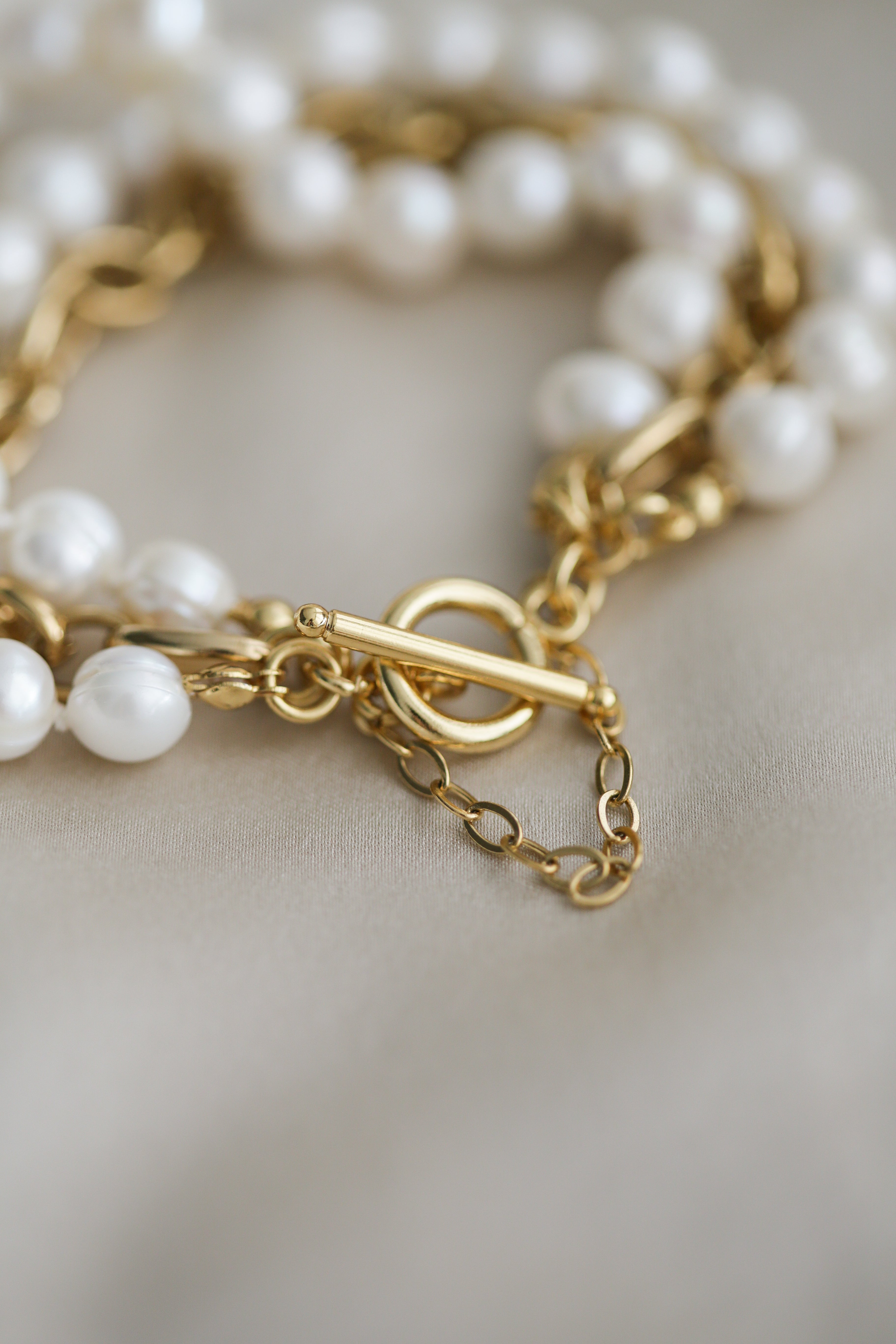 Zoya Bracelet - Boutique Minimaliste has waterproof, durable, elegant and vintage inspired jewelry