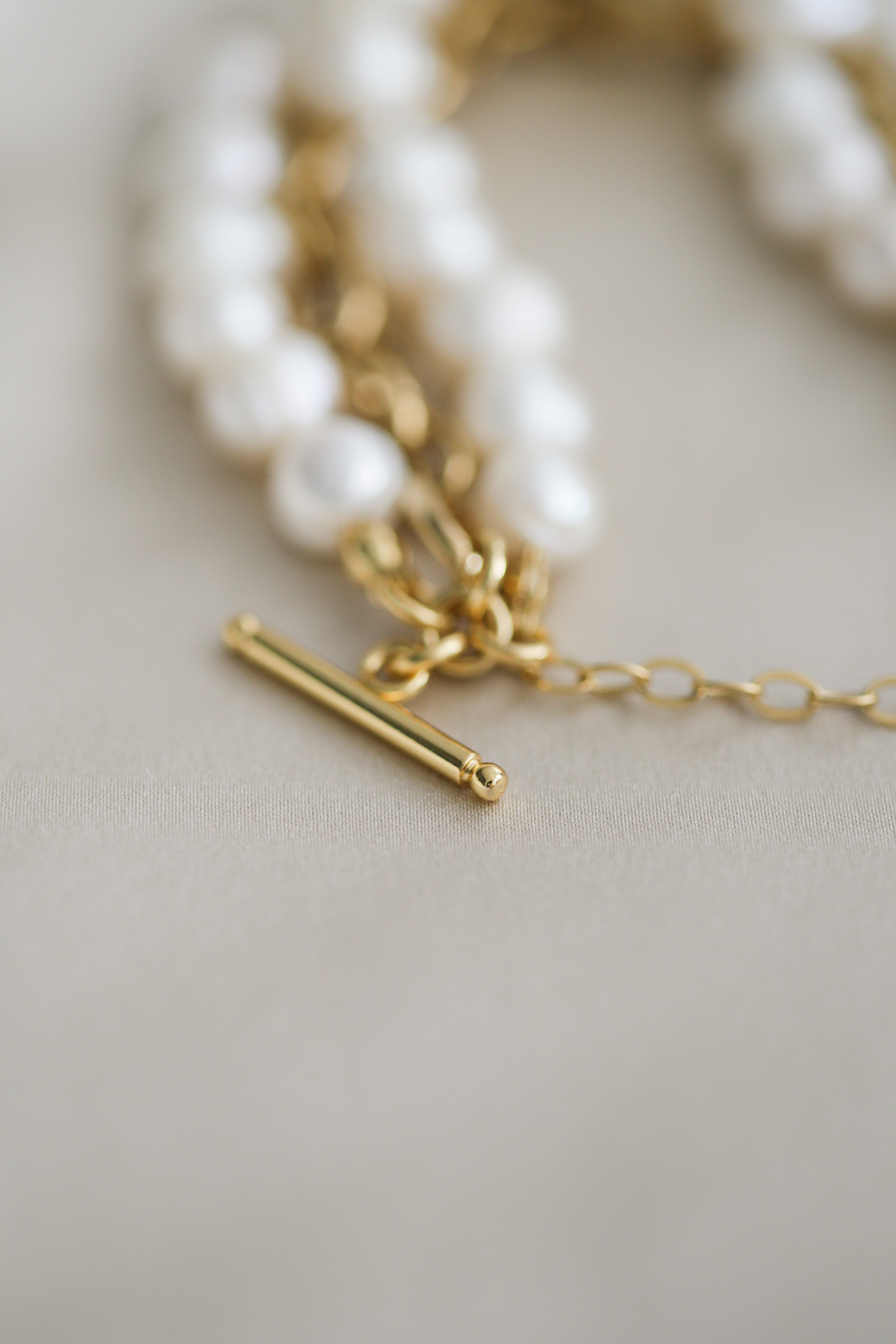 Zoya Bracelet - Boutique Minimaliste has waterproof, durable, elegant and vintage inspired jewelry