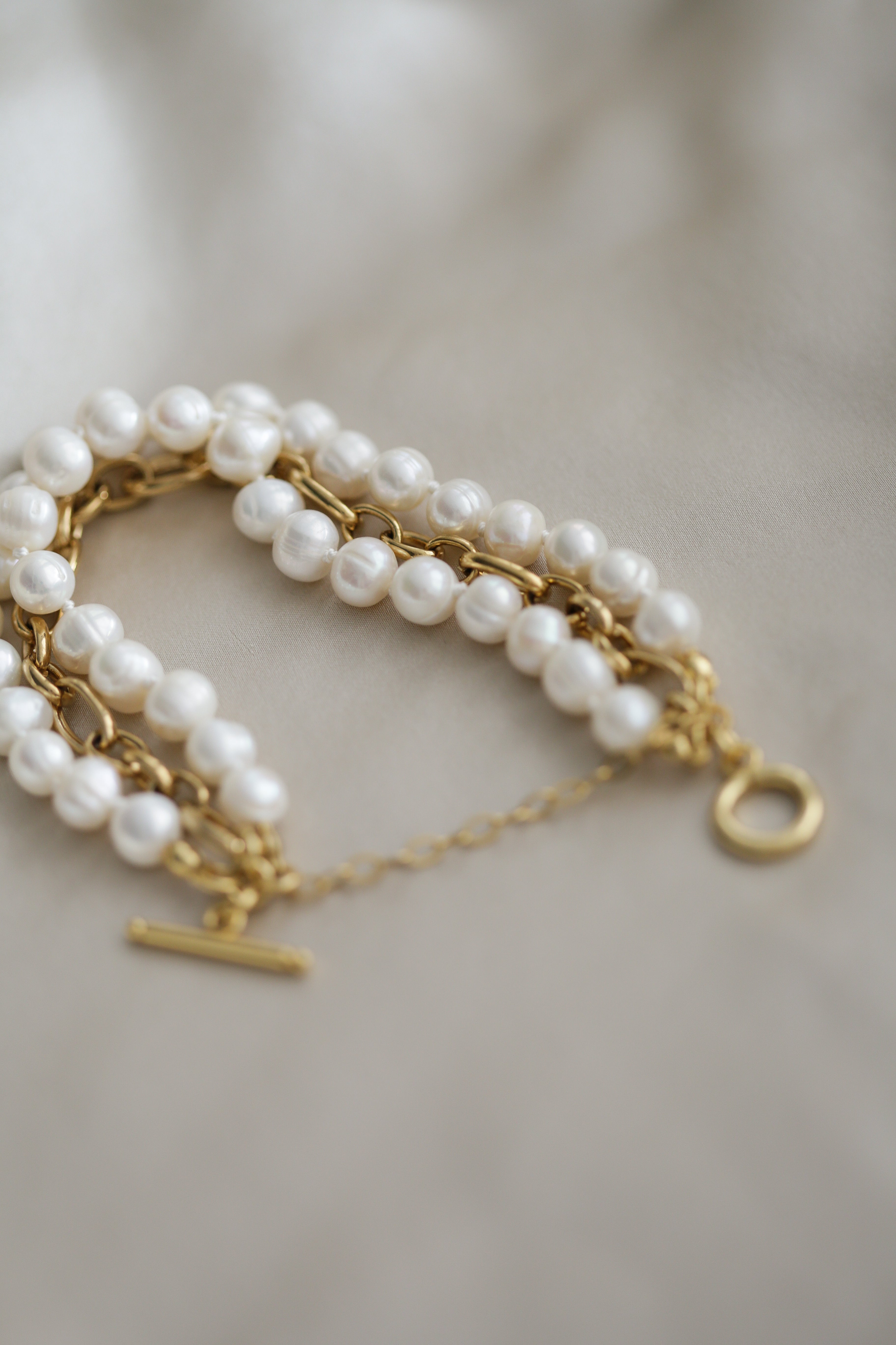Zoya Bracelet - Boutique Minimaliste has waterproof, durable, elegant and vintage inspired jewelry