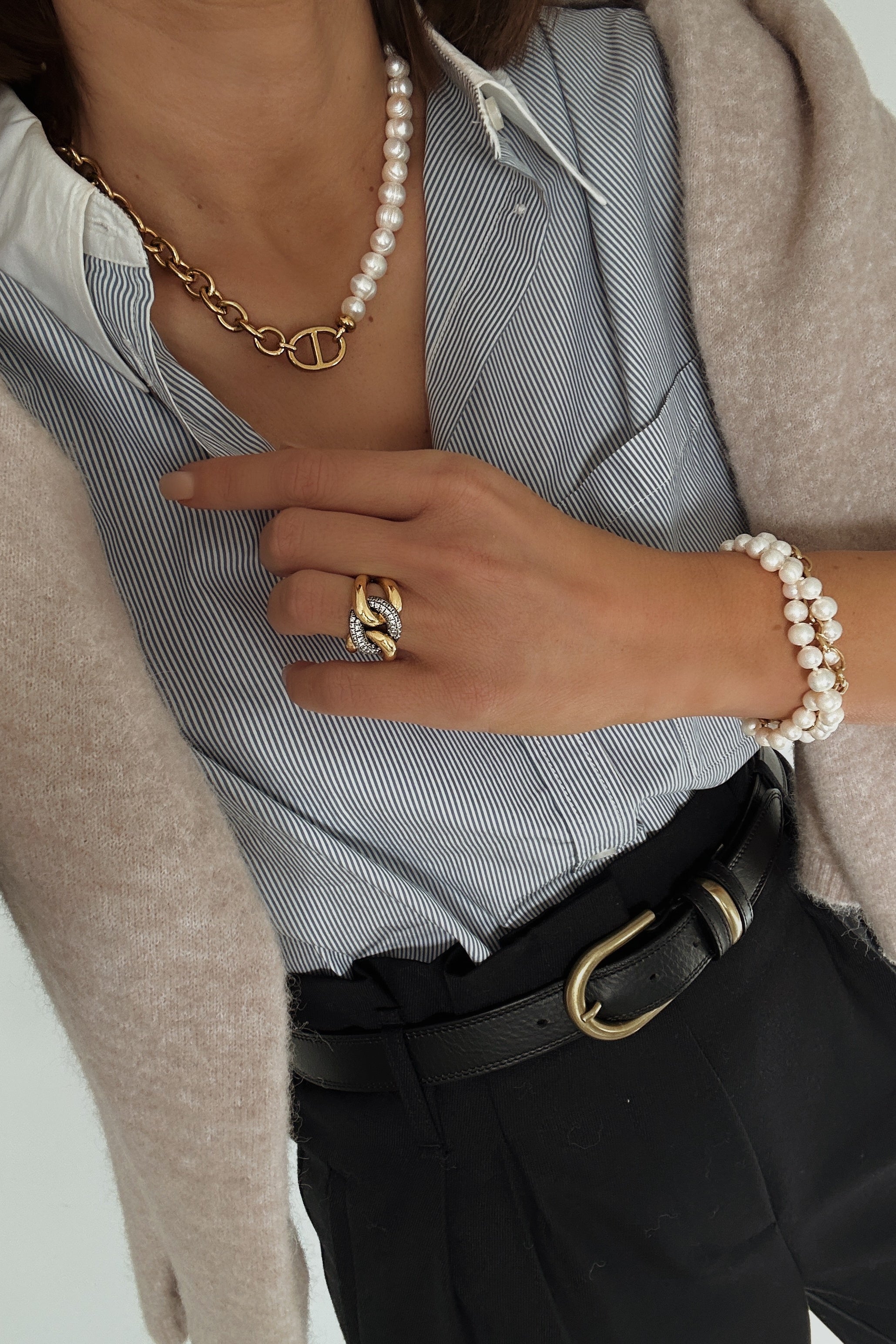 Zoya Necklace - Boutique Minimaliste has waterproof, durable, elegant and vintage inspired jewelry