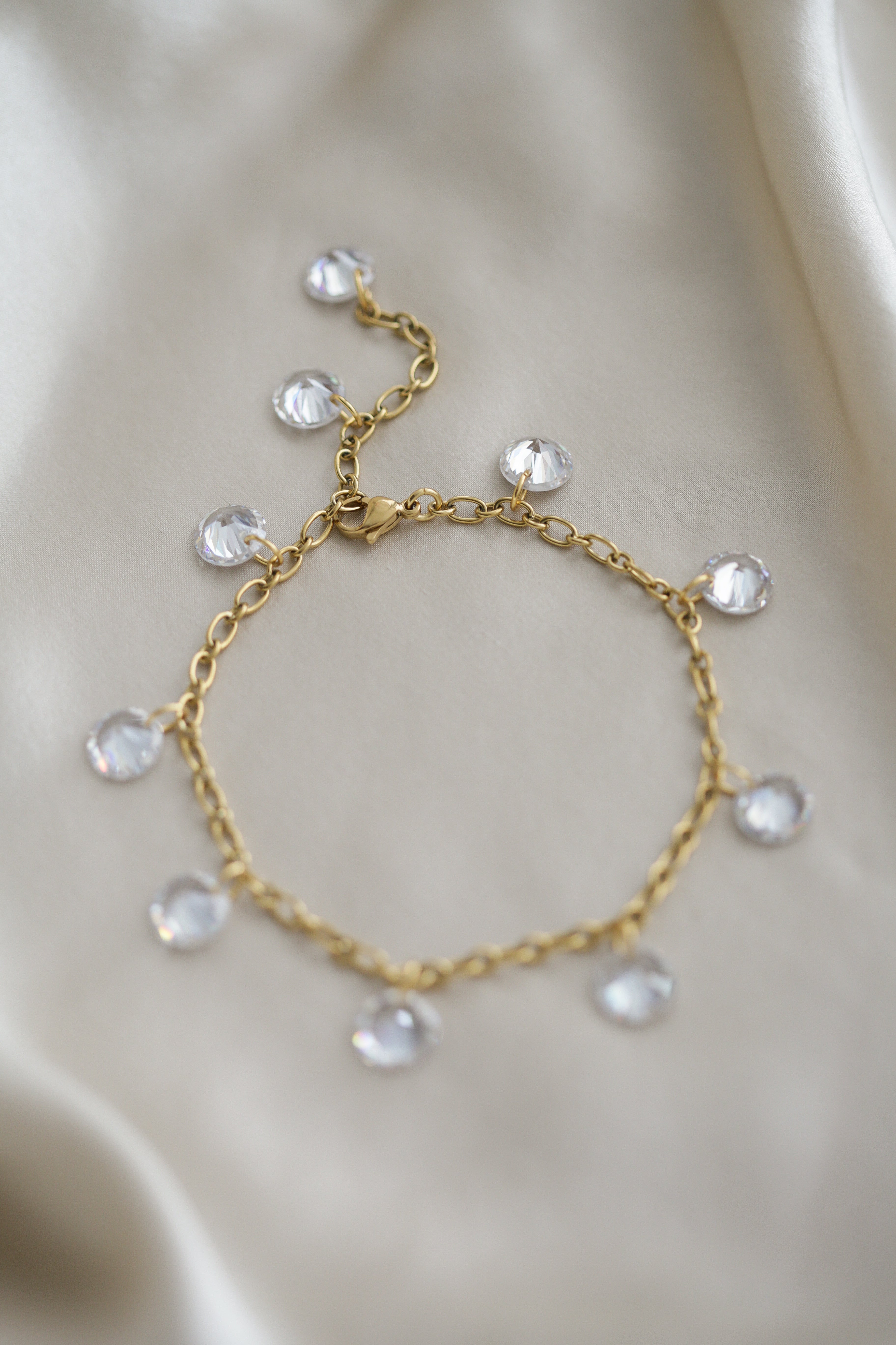 Zyla Anklet - Boutique Minimaliste has waterproof, durable, elegant and vintage inspired jewelry
