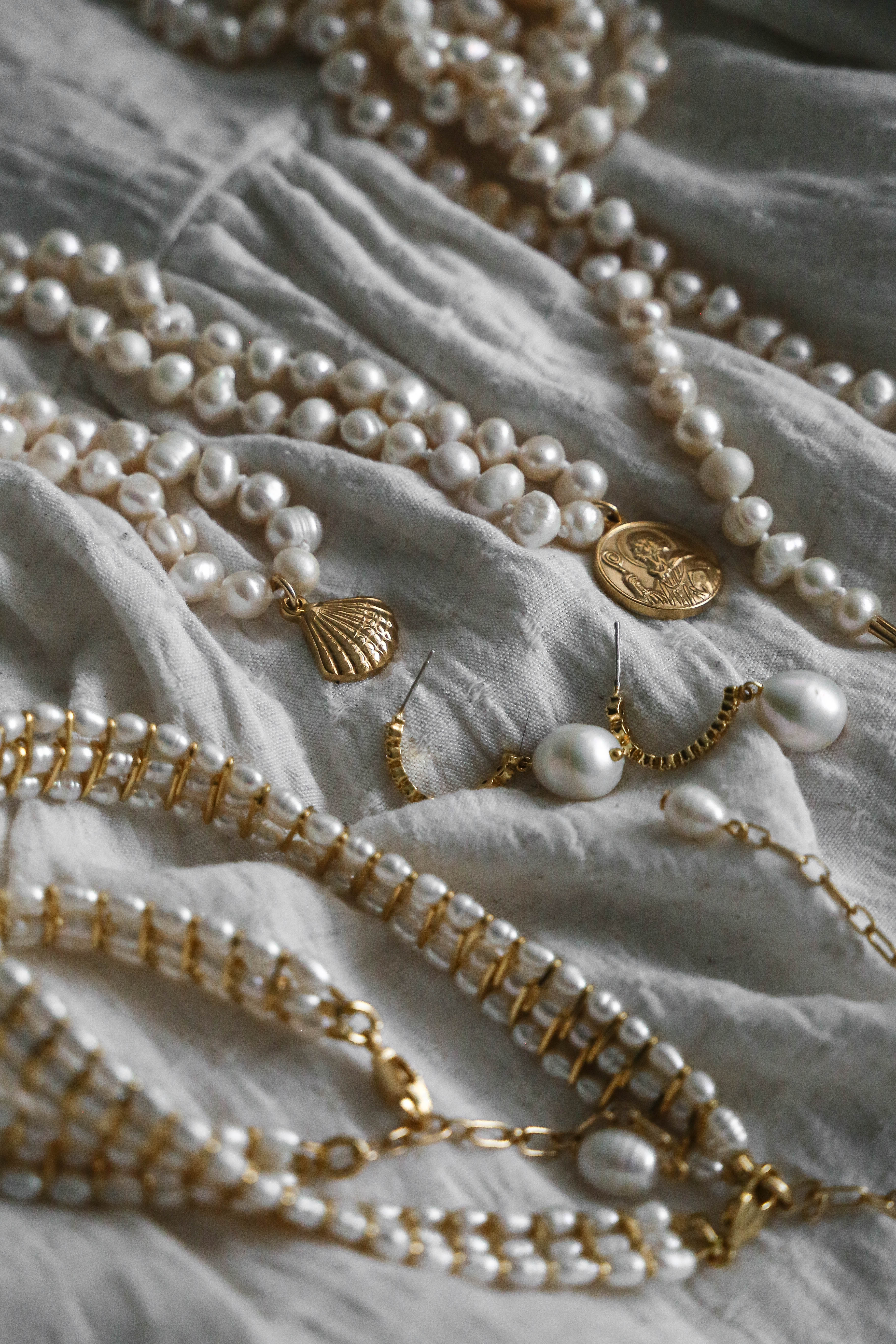 Brigitte "La Mer" Necklace - Boutique Minimaliste has waterproof, durable, elegant and vintage inspired jewelry