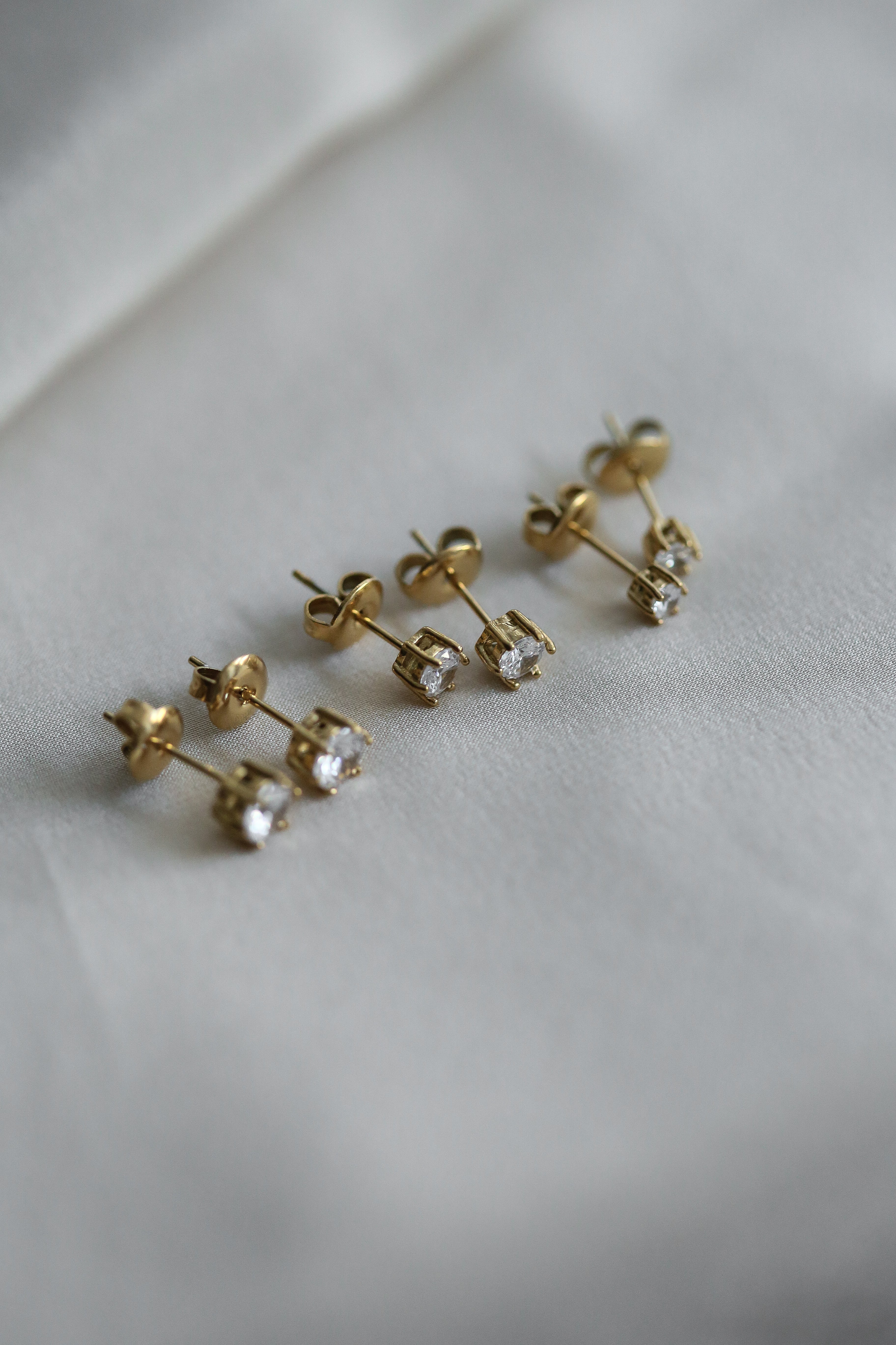 Alicia Stud Earrings - Boutique Minimaliste has waterproof, durable, elegant and vintage inspired jewelry