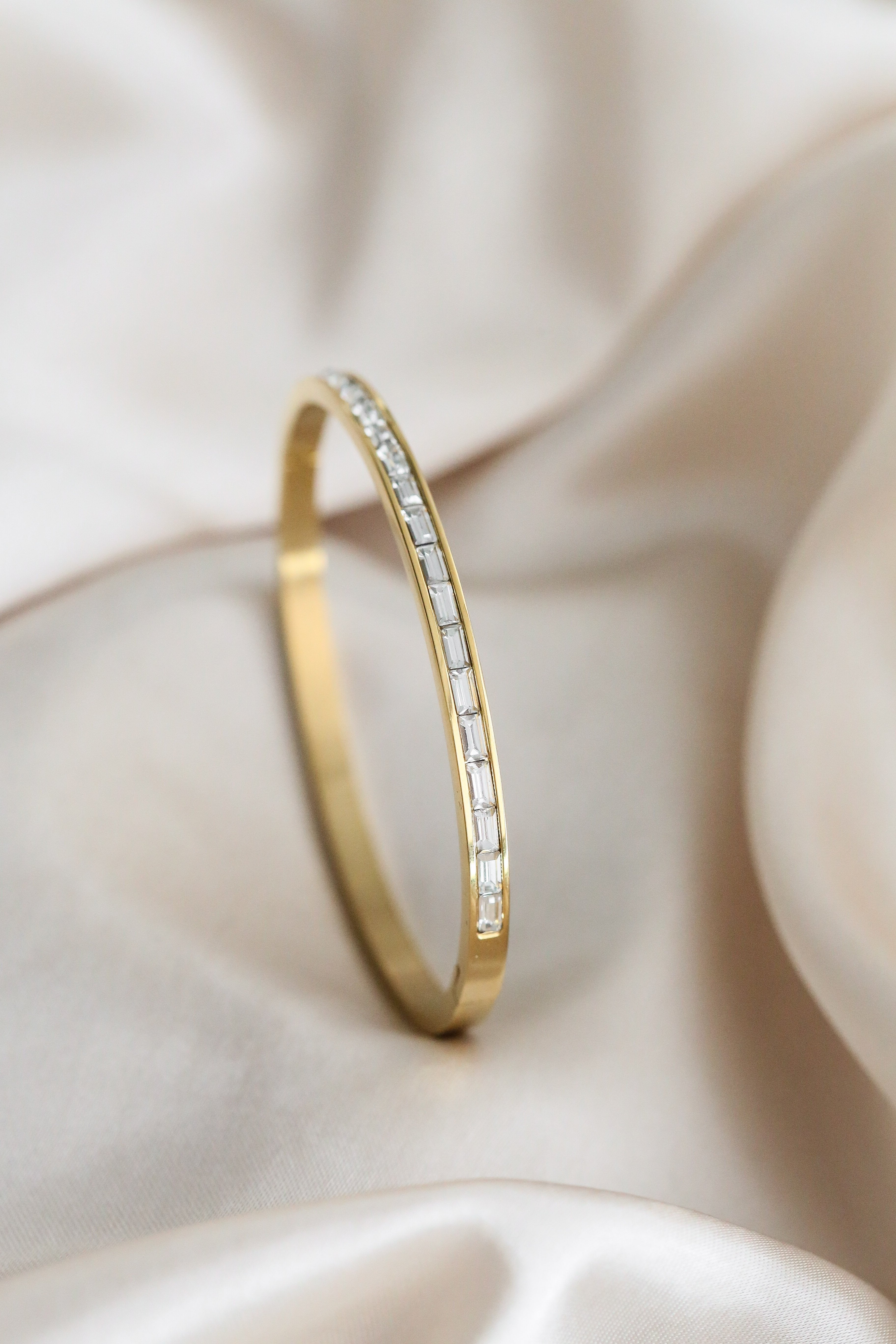 Anastasia Cuff - Boutique Minimaliste has waterproof, durable, elegant and vintage inspired jewelry