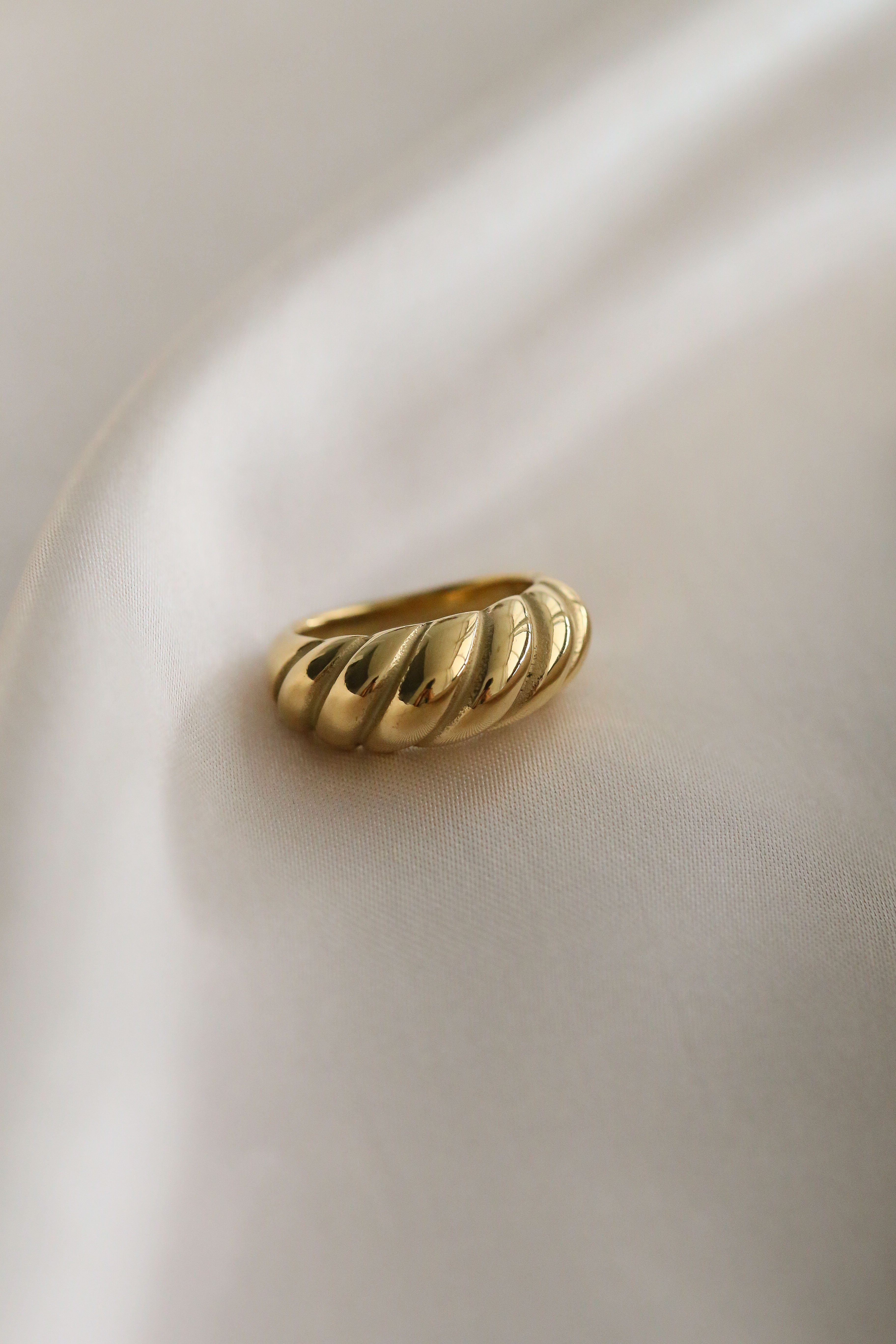 Angelica Ring - Boutique Minimaliste has waterproof, durable, elegant and vintage inspired jewelry