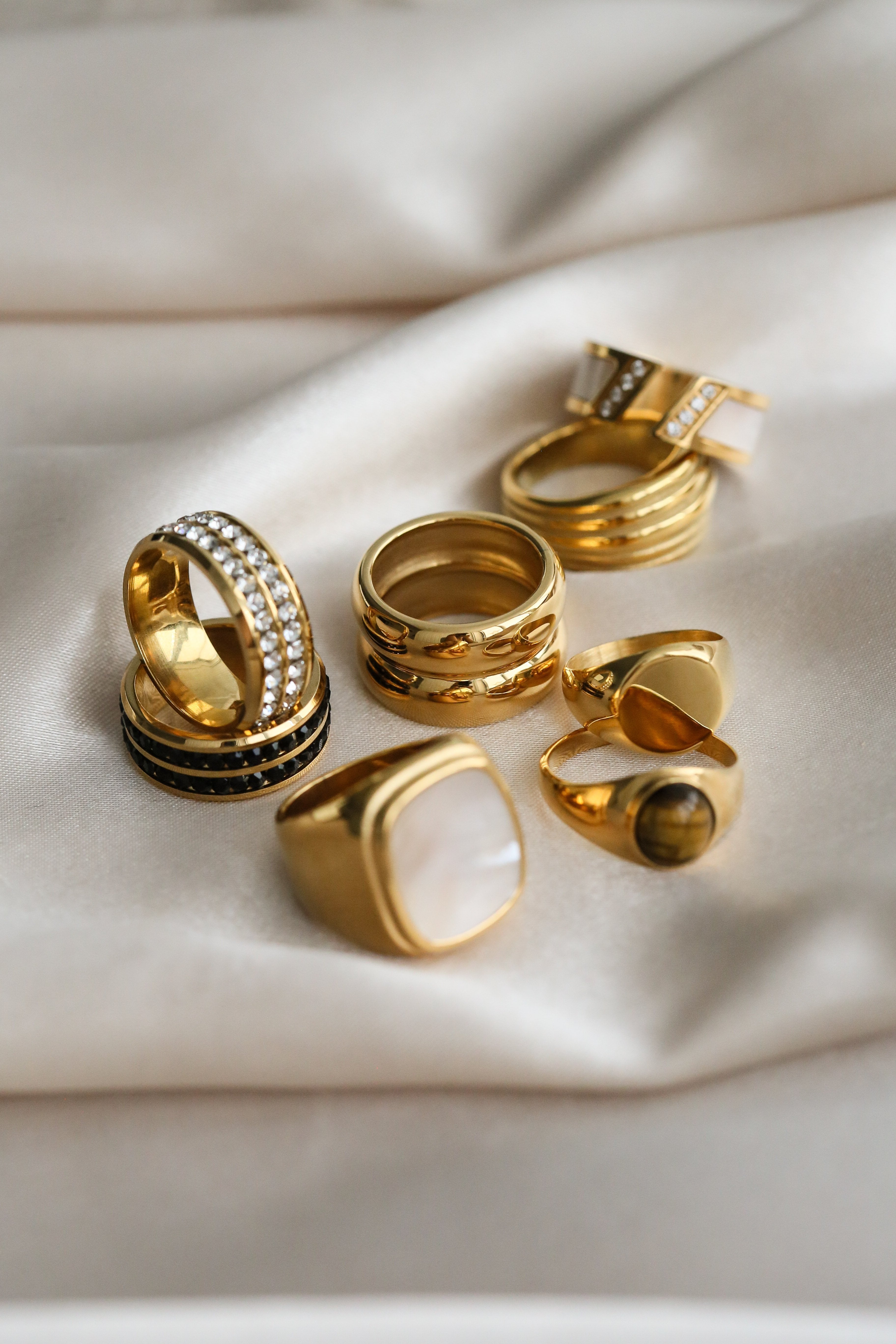 Barbi Pinky Ring - Boutique Minimaliste has waterproof, durable, elegant and vintage inspired jewelry