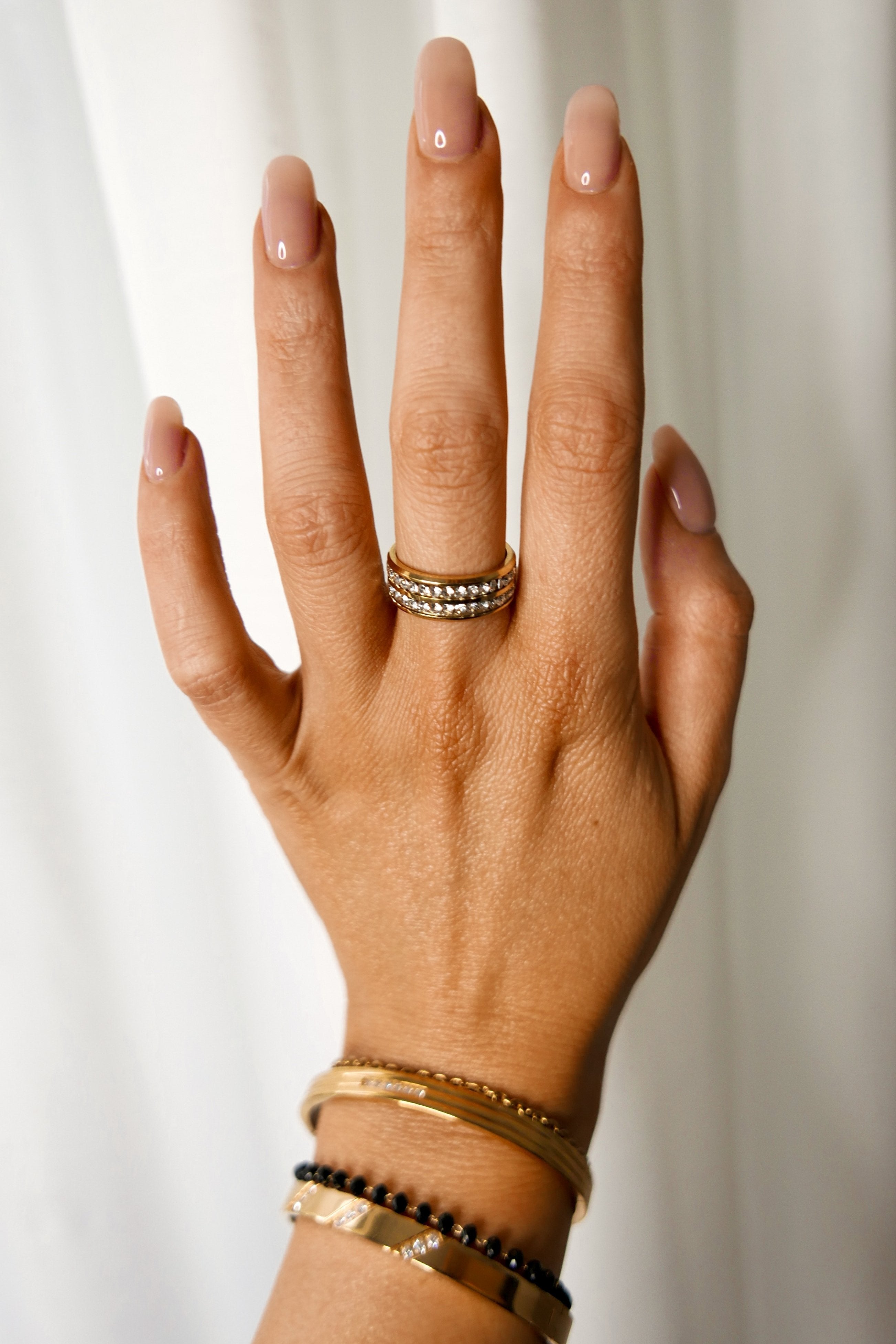 Bella Ring - Boutique Minimaliste has waterproof, durable, elegant and vintage inspired jewelry