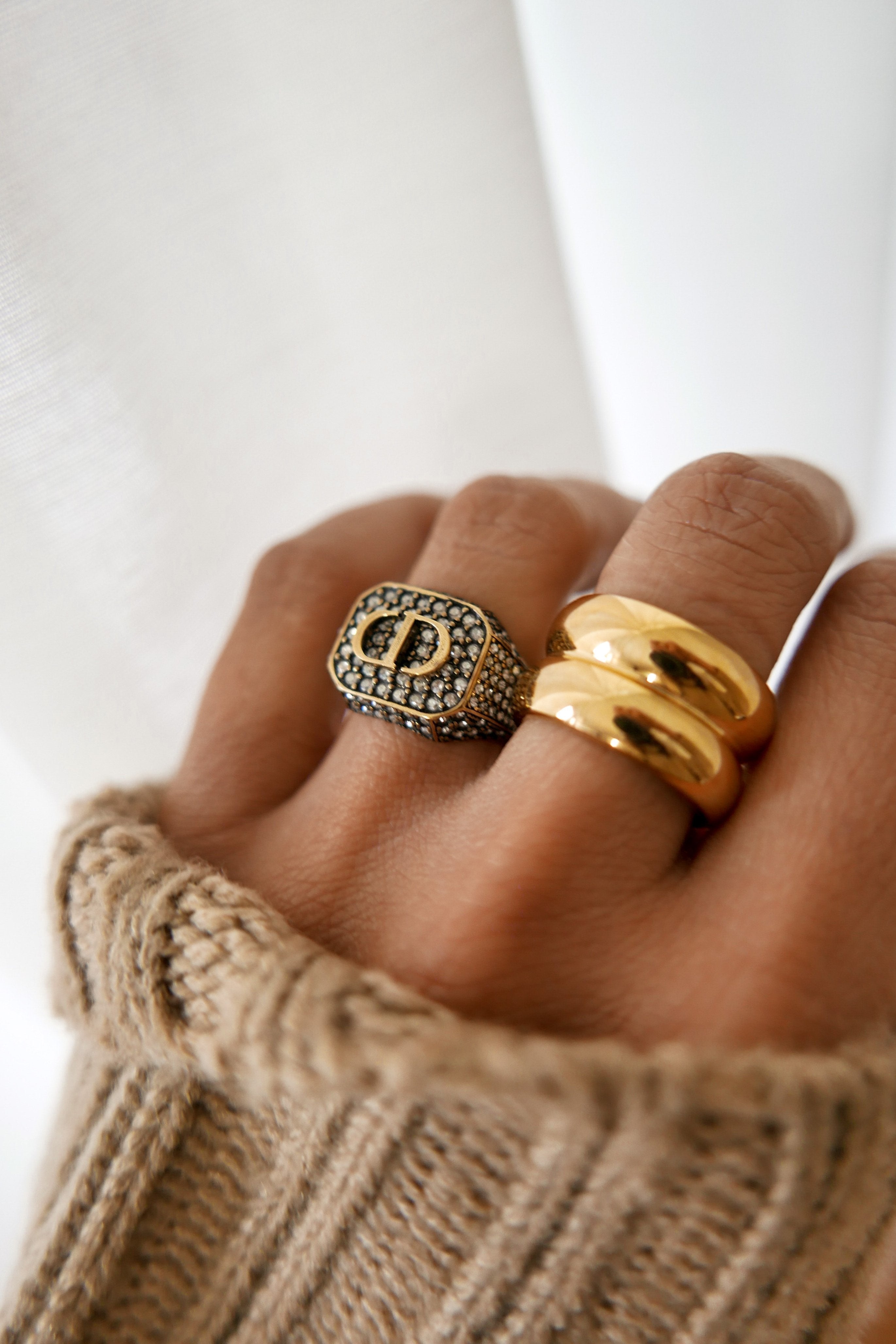 Bowie Ring - Boutique Minimaliste has waterproof, durable, elegant and vintage inspired jewelry