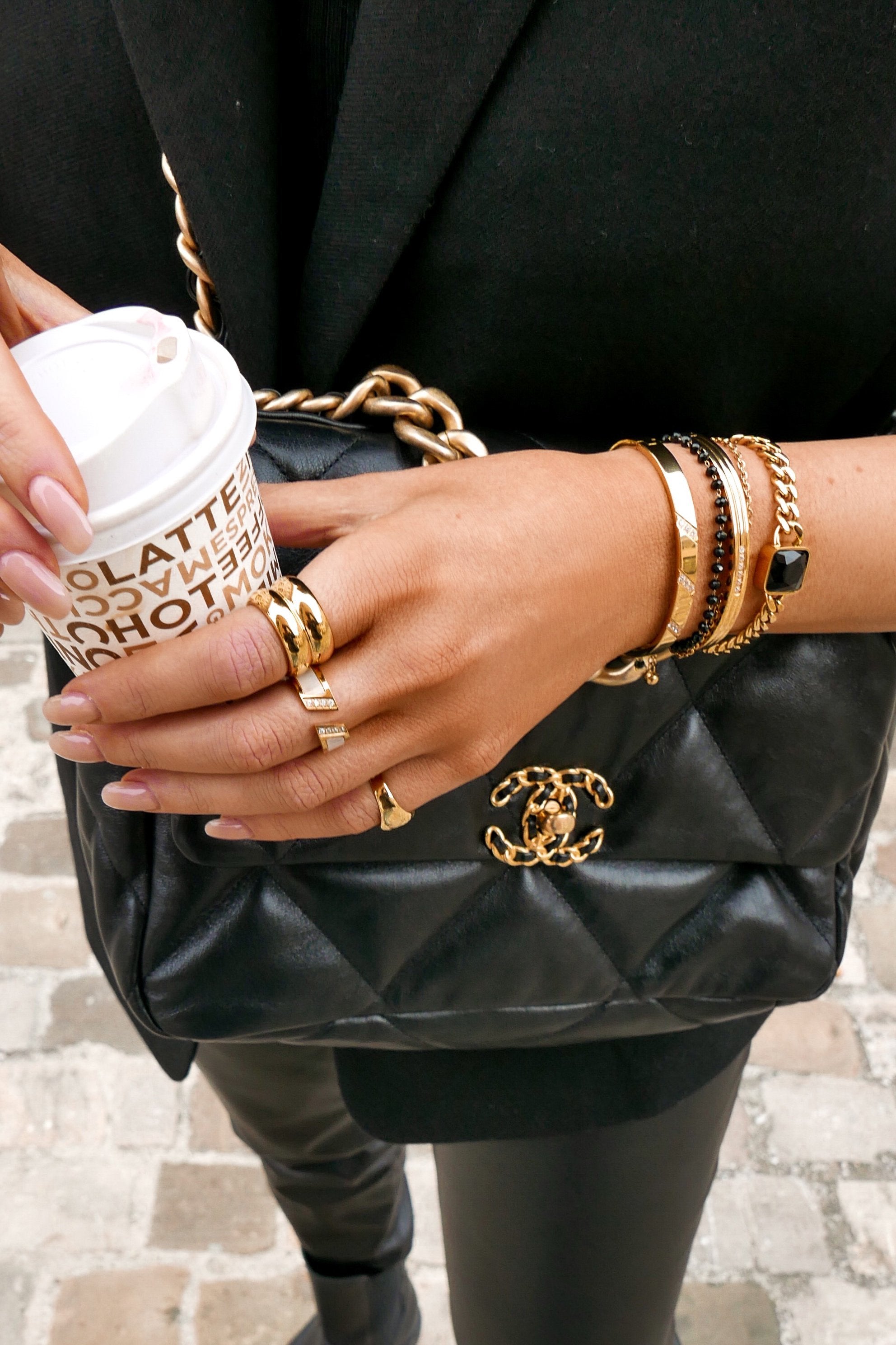 Bridget Bracelet - Boutique Minimaliste has waterproof, durable, elegant and vintage inspired jewelry