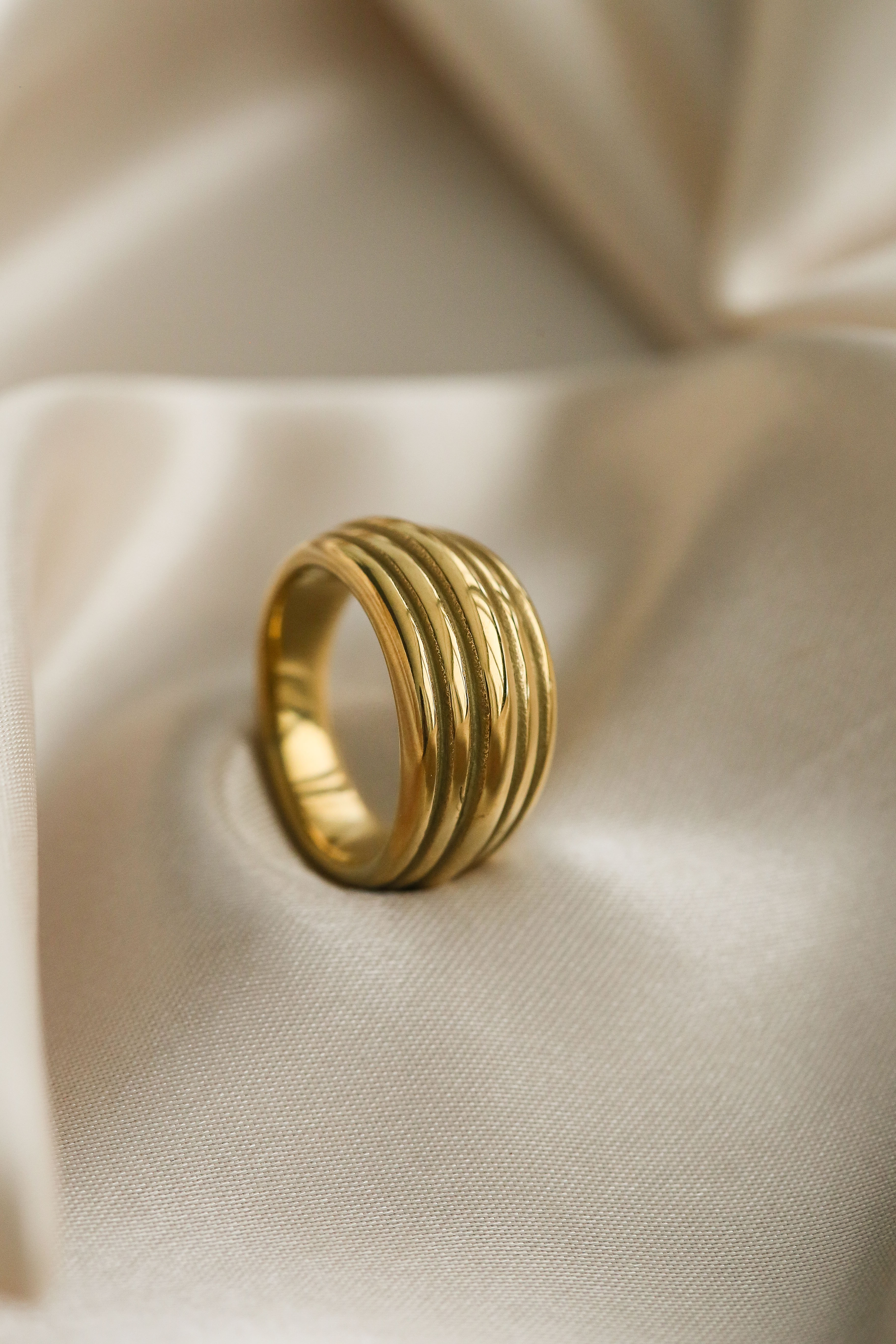 Brie Ring - Boutique Minimaliste has waterproof, durable, elegant and vintage inspired jewelry