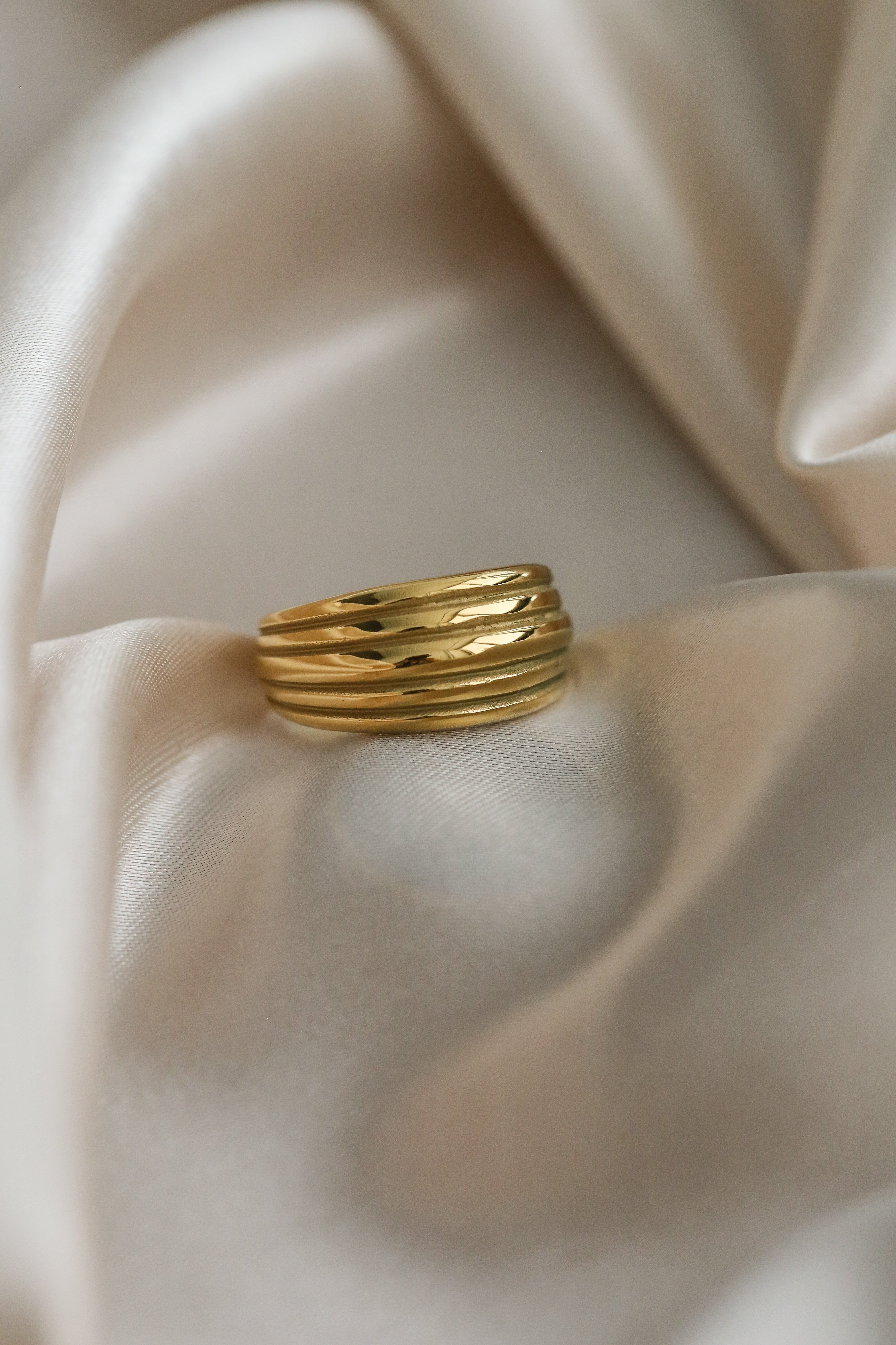 Brie Ring - Boutique Minimaliste has waterproof, durable, elegant and vintage inspired jewelry