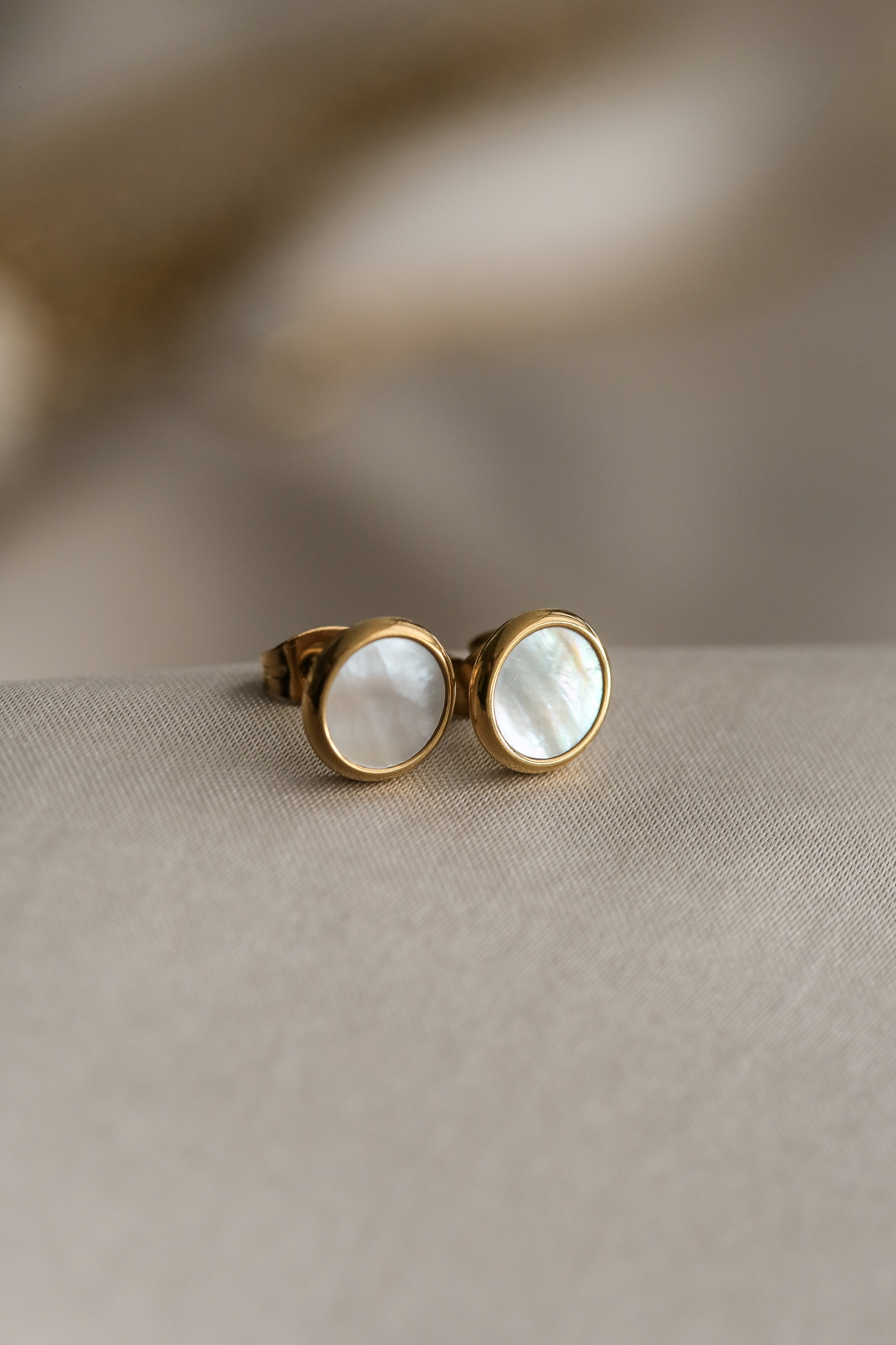 Caylee Studs - Boutique Minimaliste has waterproof, durable, elegant and vintage inspired jewelry