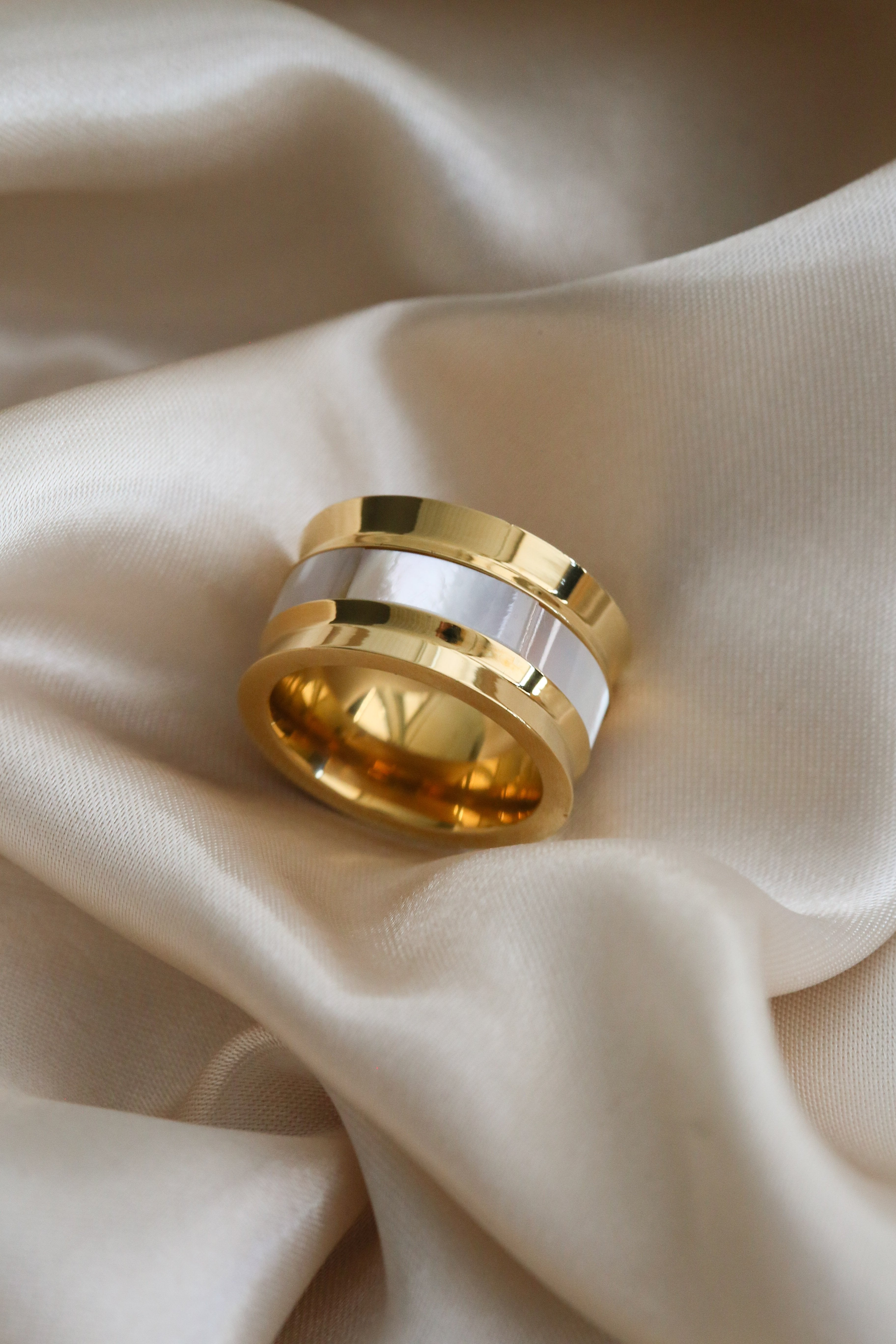 Cinque Terre Ring - Boutique Minimaliste has waterproof, durable, elegant and vintage inspired jewelry