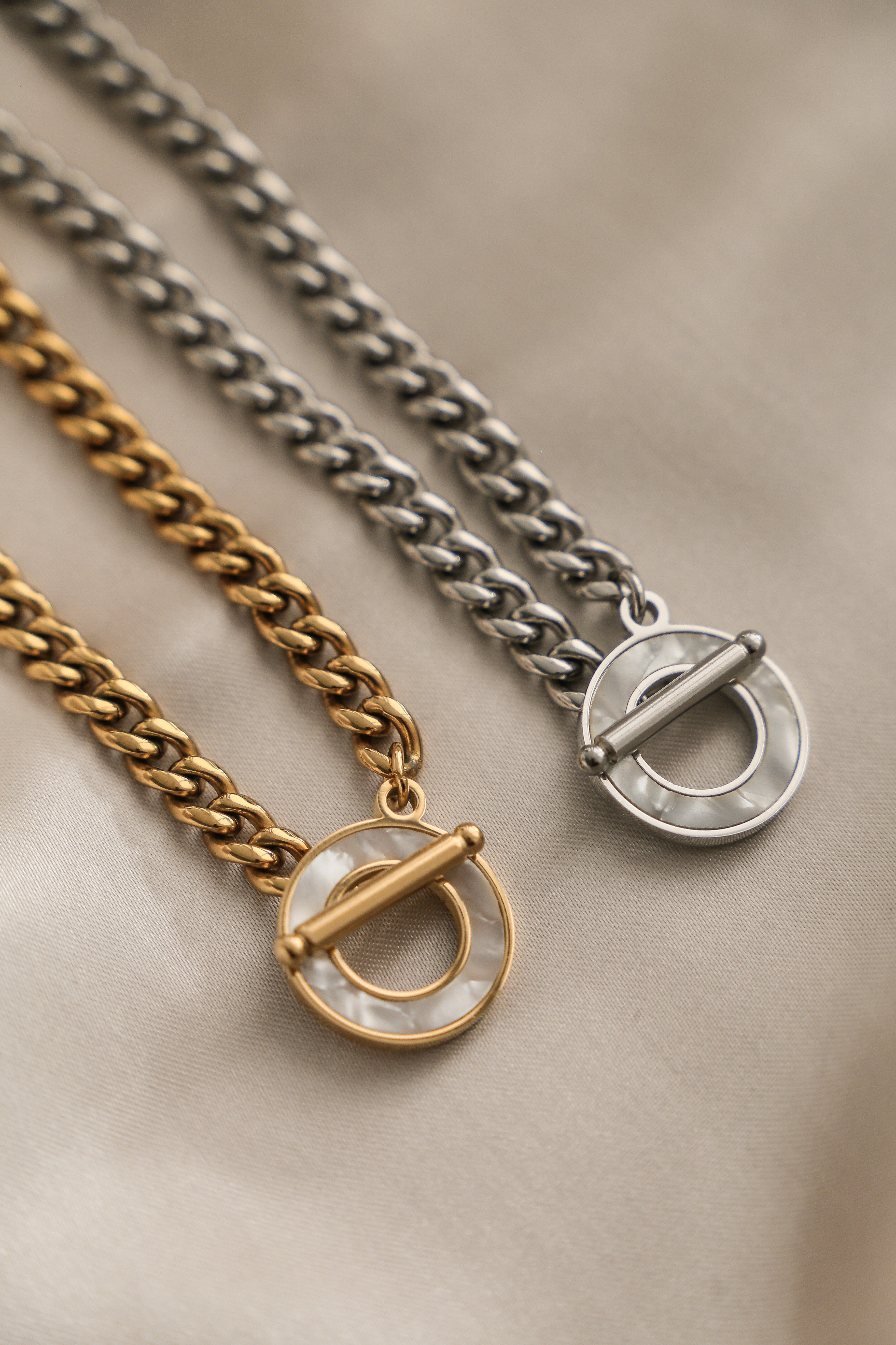 Clara Necklace - Boutique Minimaliste has waterproof, durable, elegant and vintage inspired jewelry