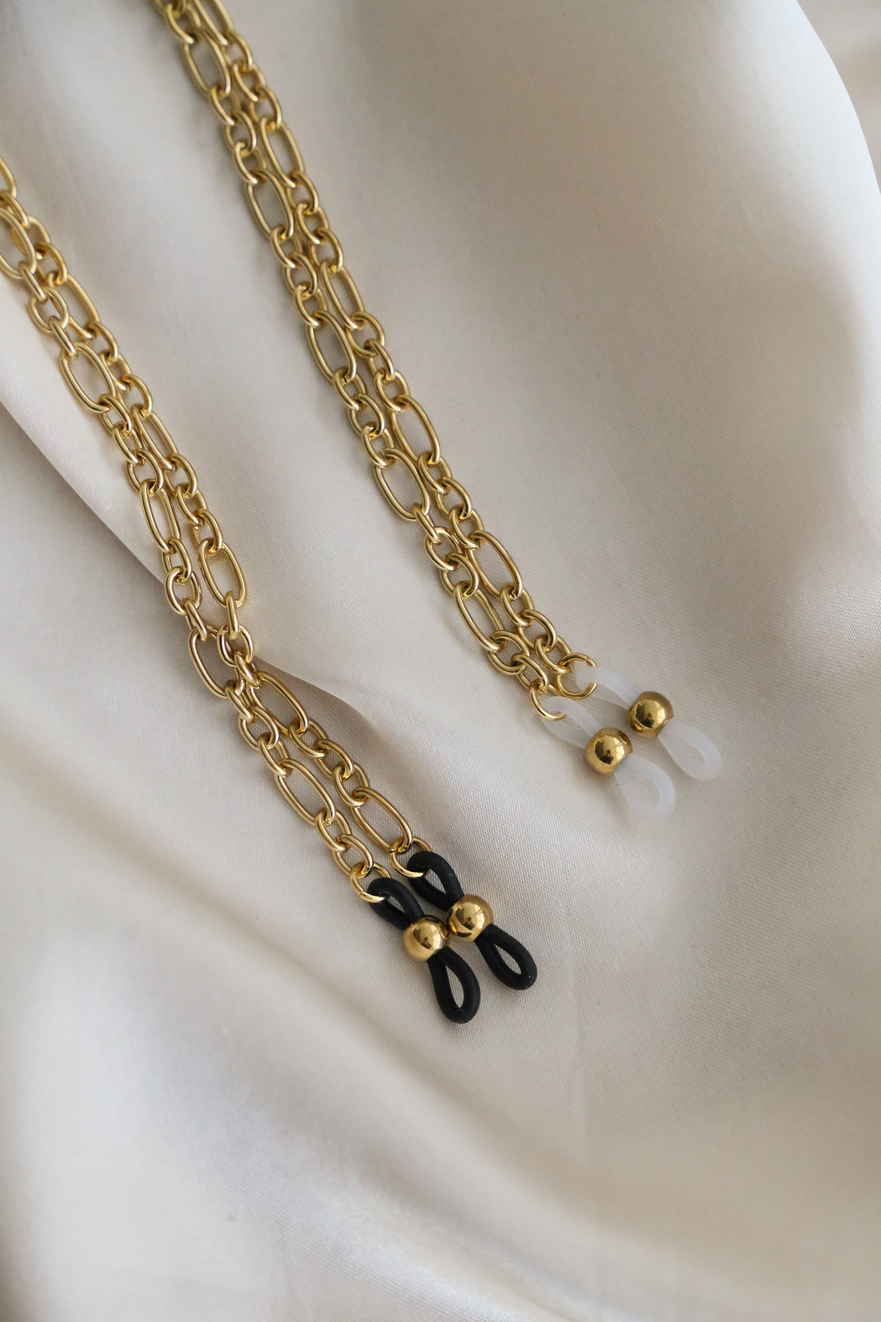 Costa Smeralda Sunglasses Chain - Boutique Minimaliste has waterproof, durable, elegant and vintage inspired jewelry