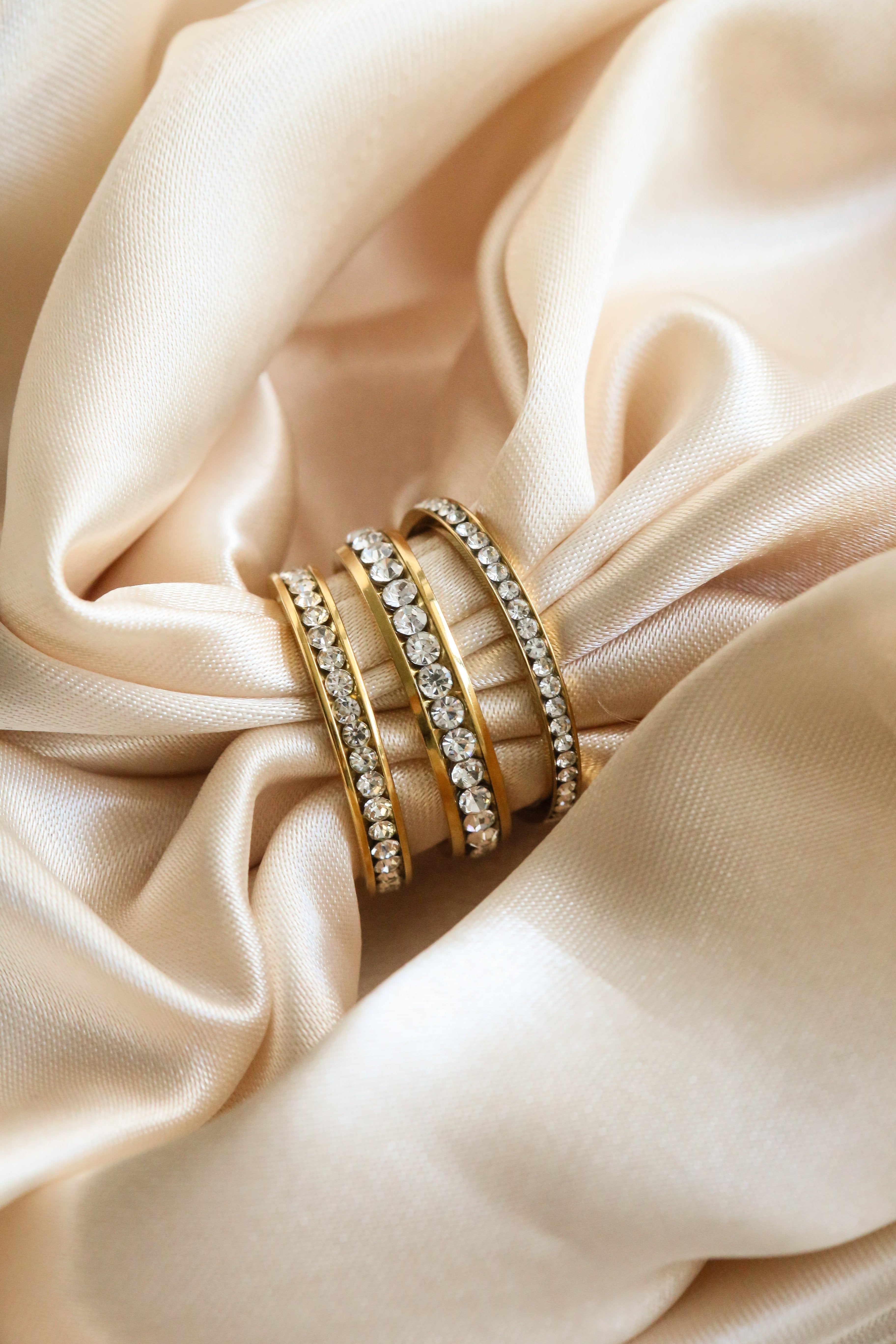 Crystal Ring - Boutique Minimaliste has waterproof, durable, elegant and vintage inspired jewelry