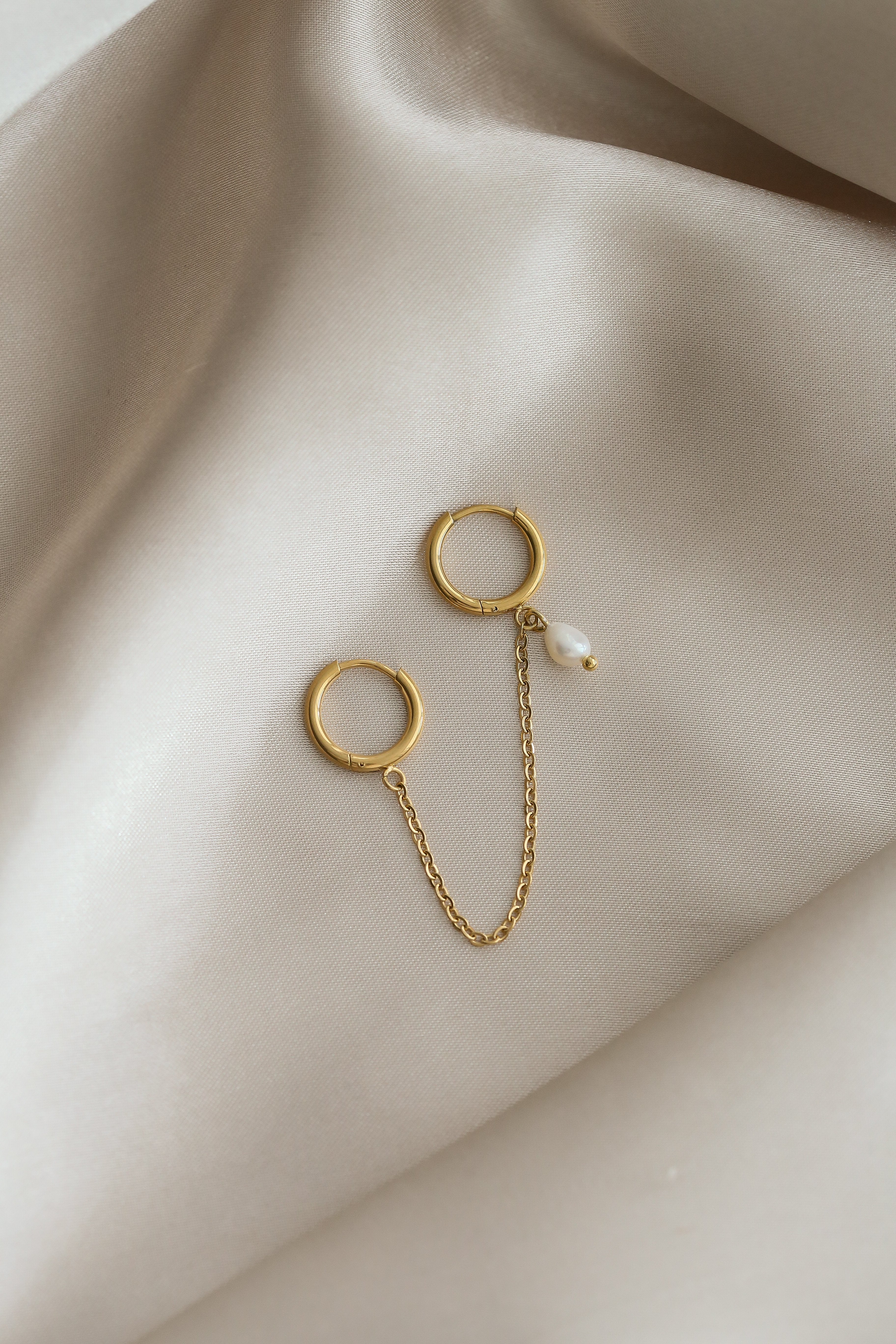 Delfina Hoop Earrings - Boutique Minimaliste has waterproof, durable, elegant and vintage inspired jewelry