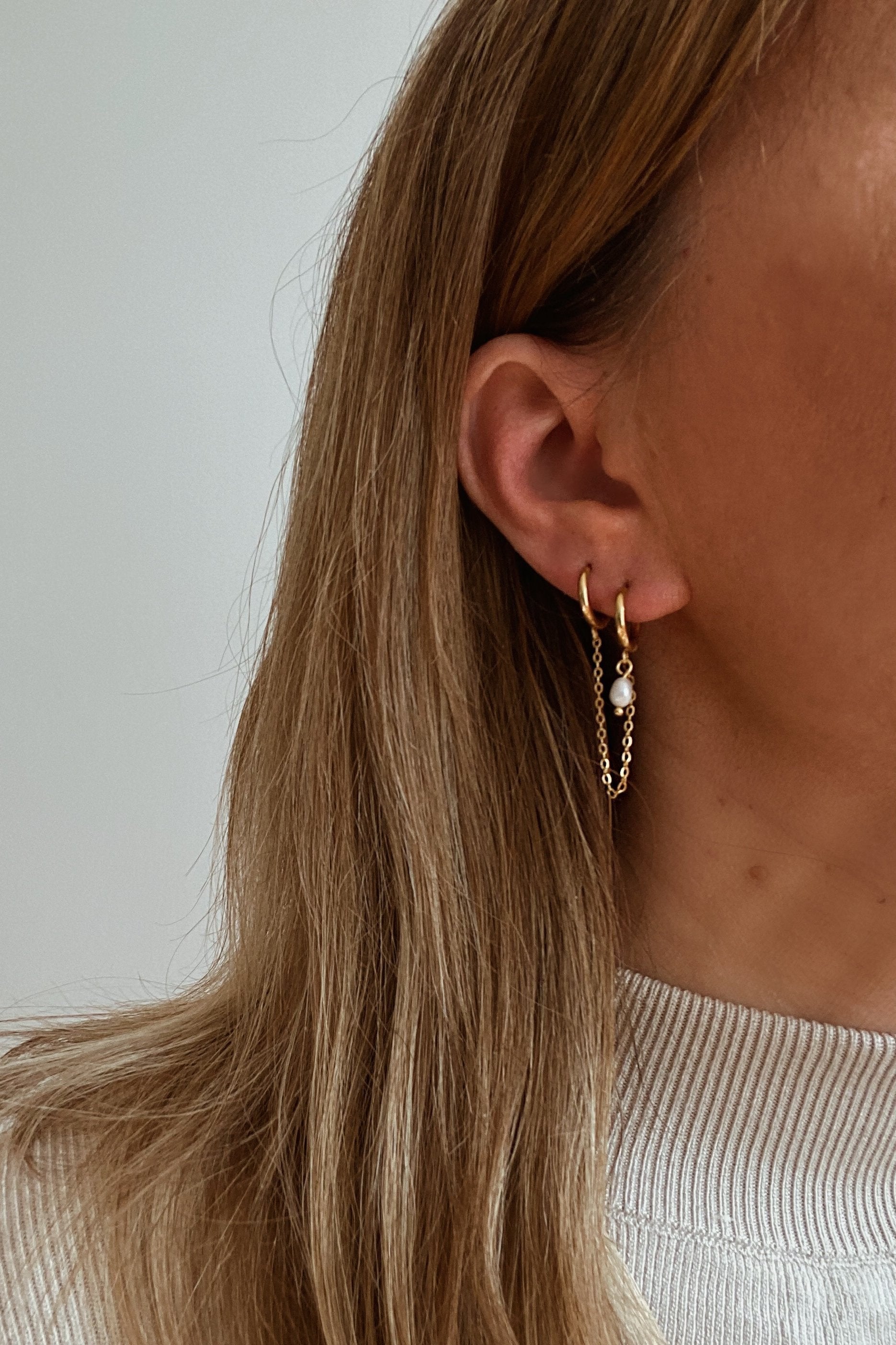 Delfina Hoop Earrings - Boutique Minimaliste has waterproof, durable, elegant and vintage inspired jewelry