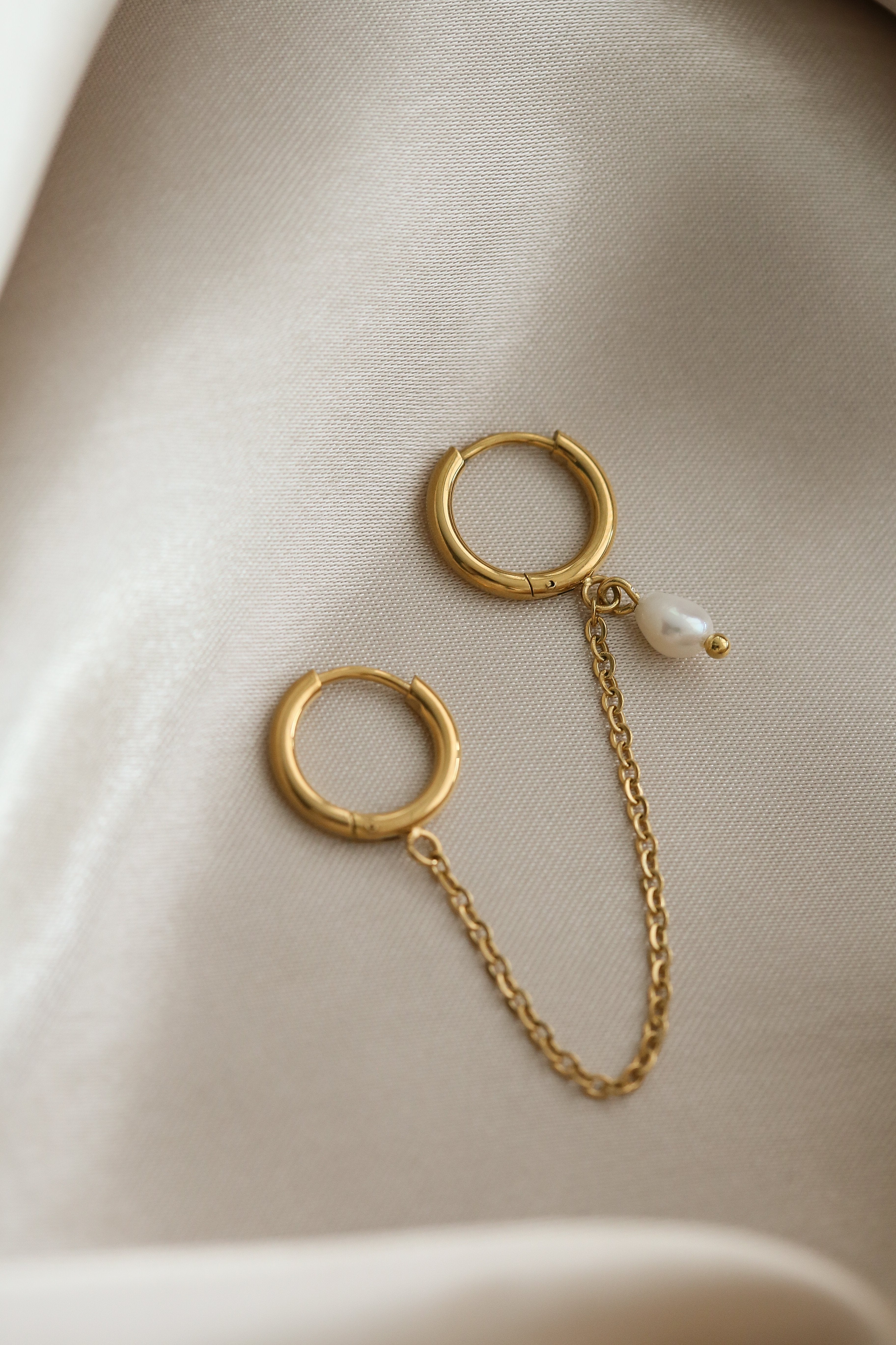 Delfina Hoop Earrings - Boutique Minimaliste has waterproof, durable, elegant and vintage inspired jewelry