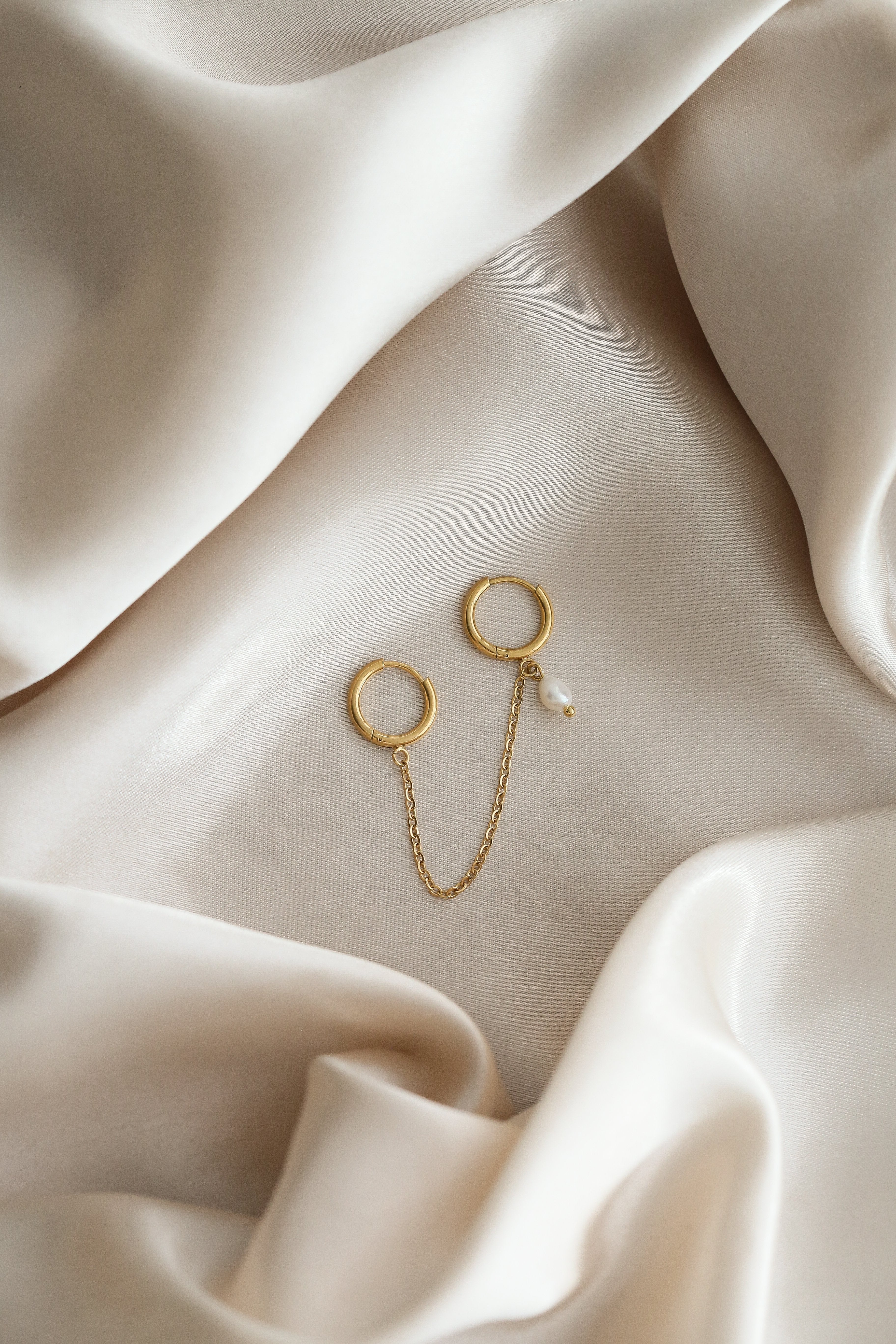 Delfina Hoop Earrings - Boutique Minimaliste has waterproof, durable, elegant and vintage inspired jewelry