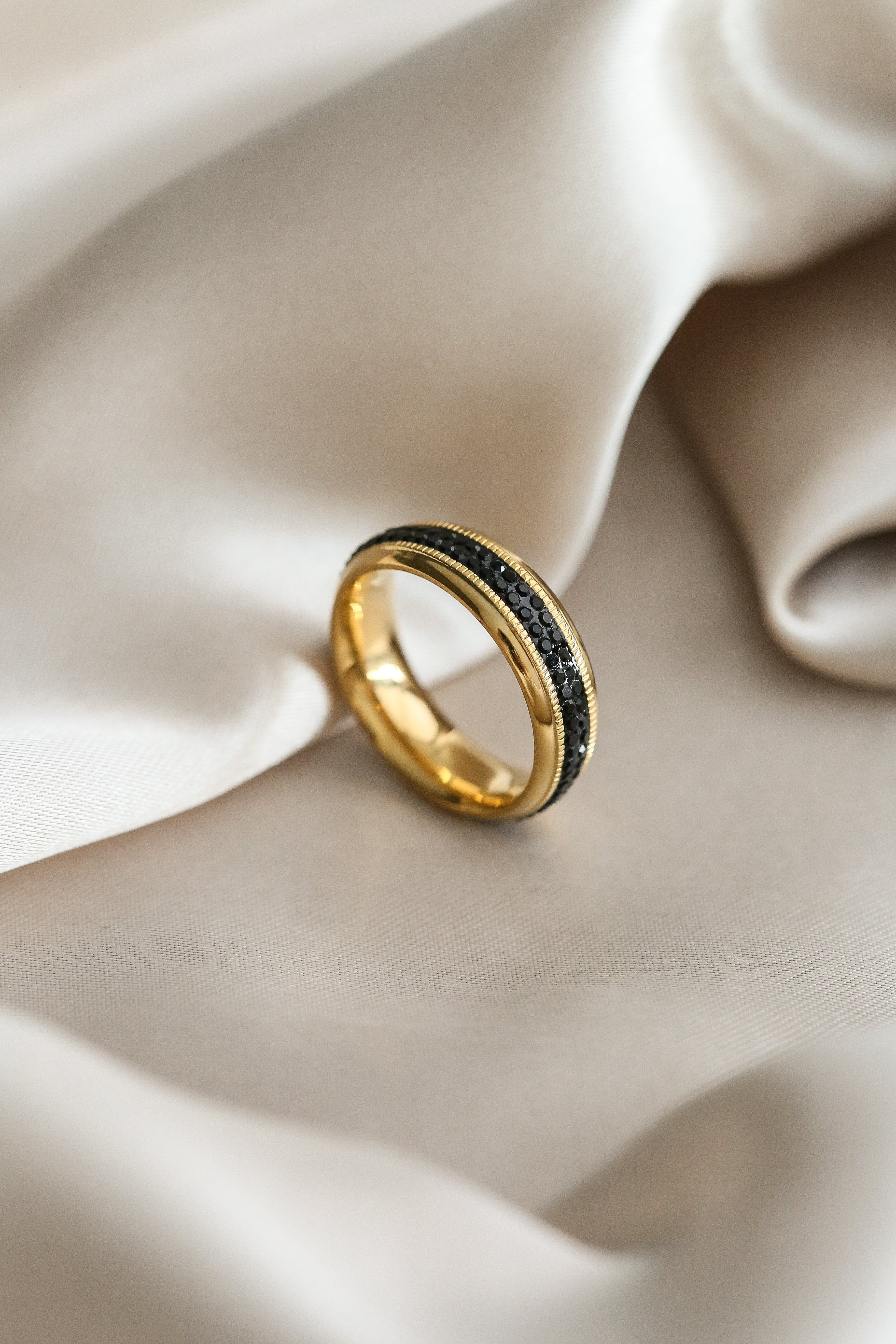 Desirèe Ring - Boutique Minimaliste has waterproof, durable, elegant and vintage inspired jewelry