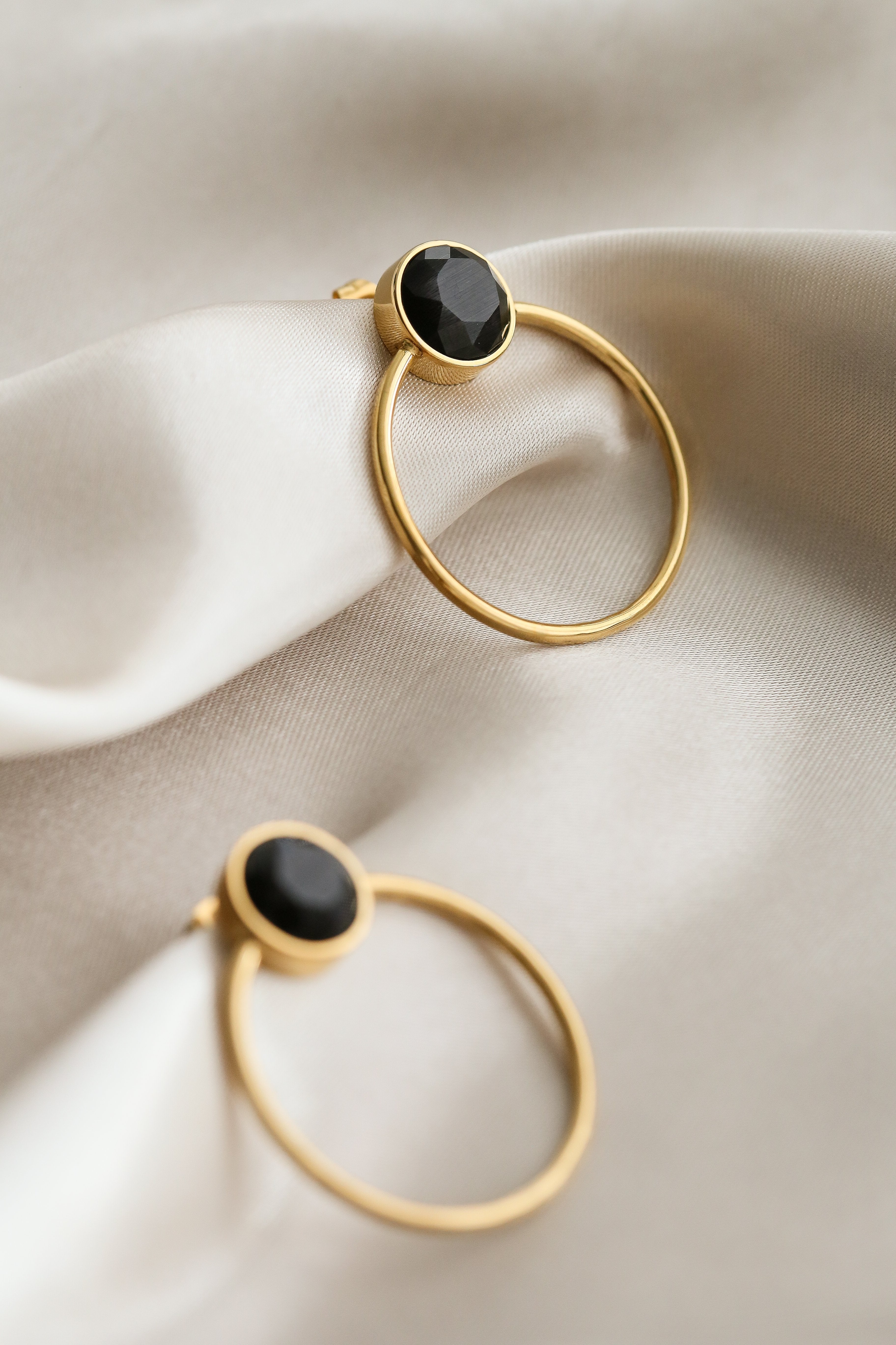 Dream Earrings - Boutique Minimaliste has waterproof, durable, elegant and vintage inspired jewelry