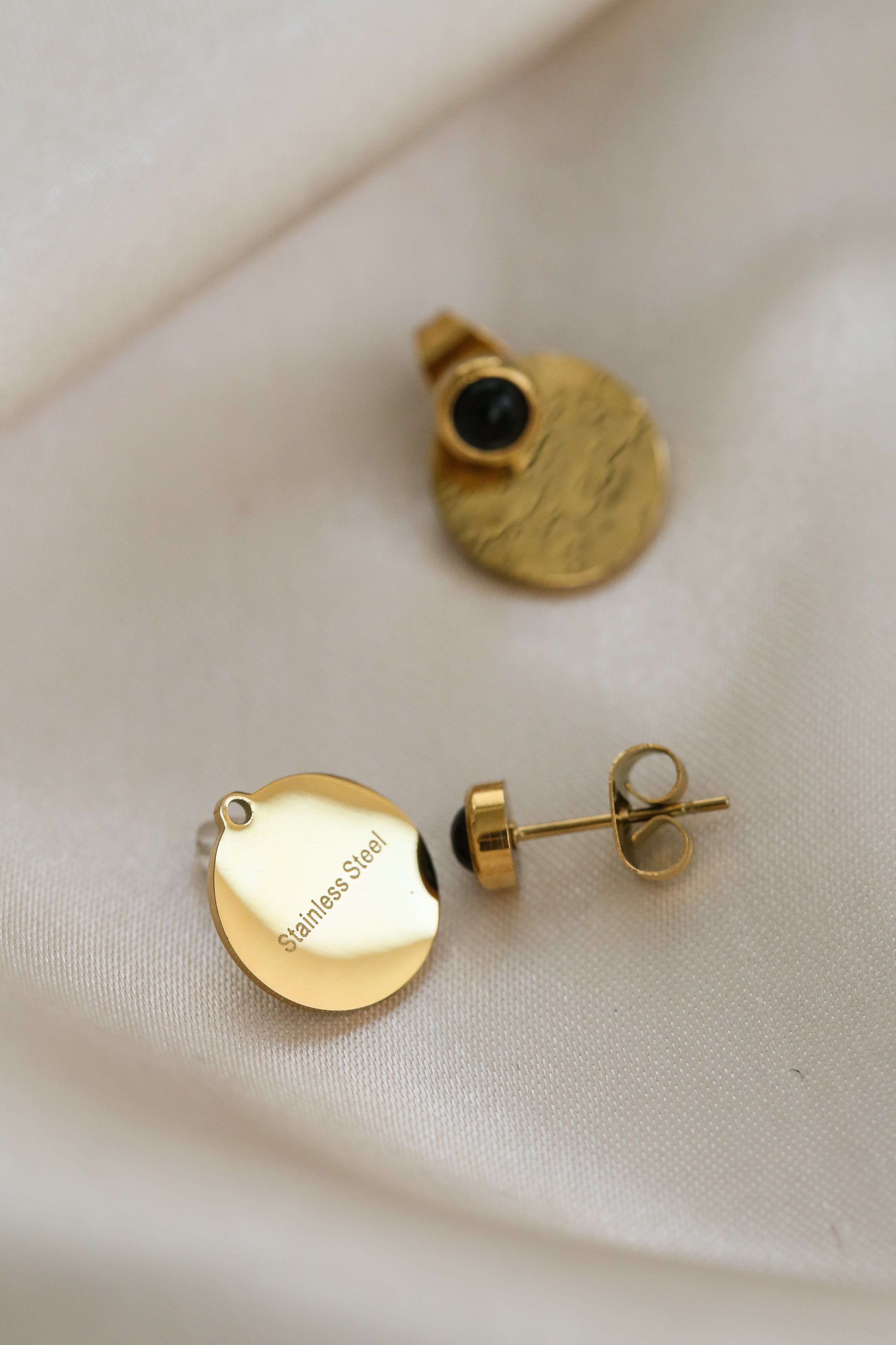 Edda Studs - Boutique Minimaliste has waterproof, durable, elegant and vintage inspired jewelry