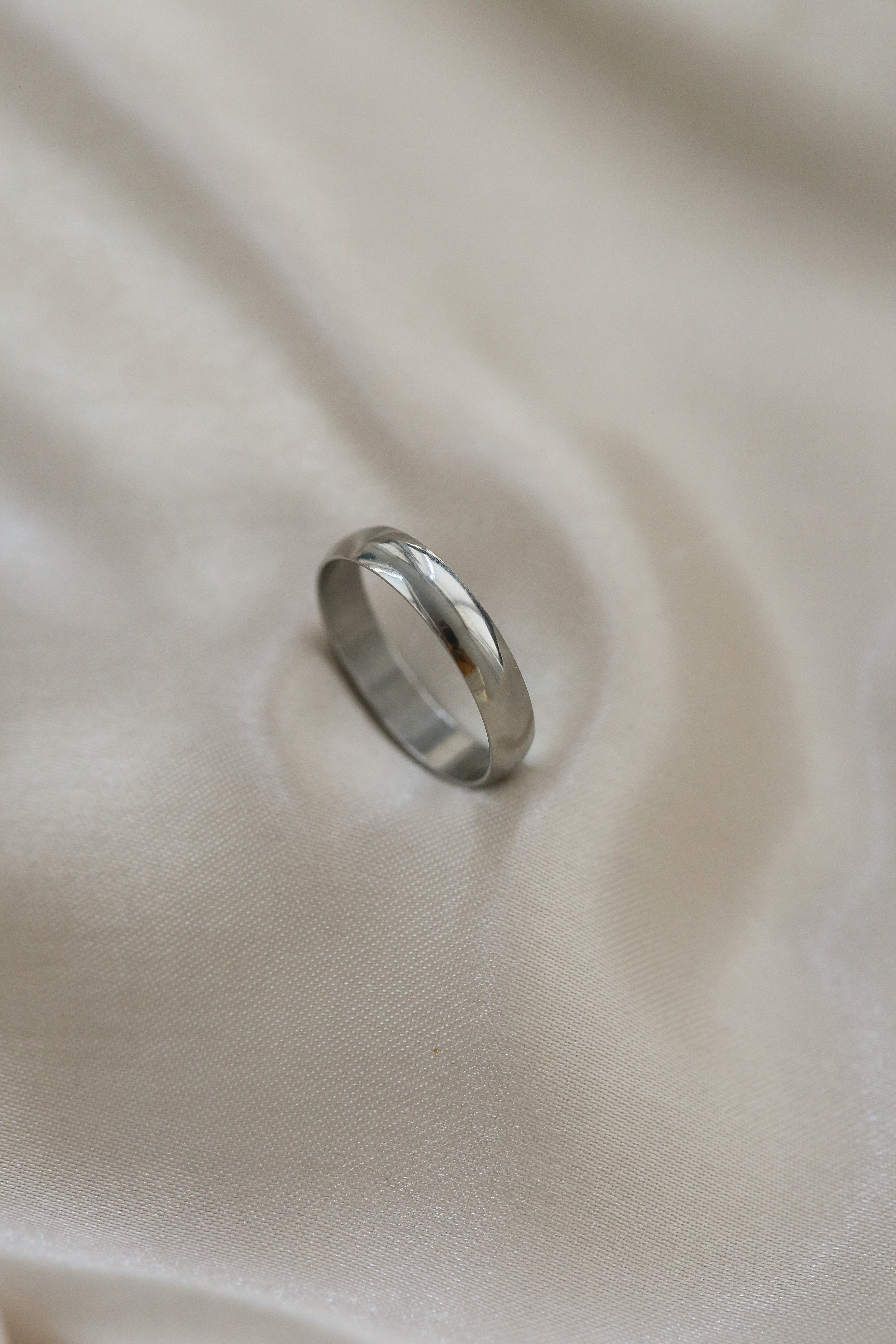 Ellie Ring - Boutique Minimaliste has waterproof, durable, elegant and vintage inspired jewelry