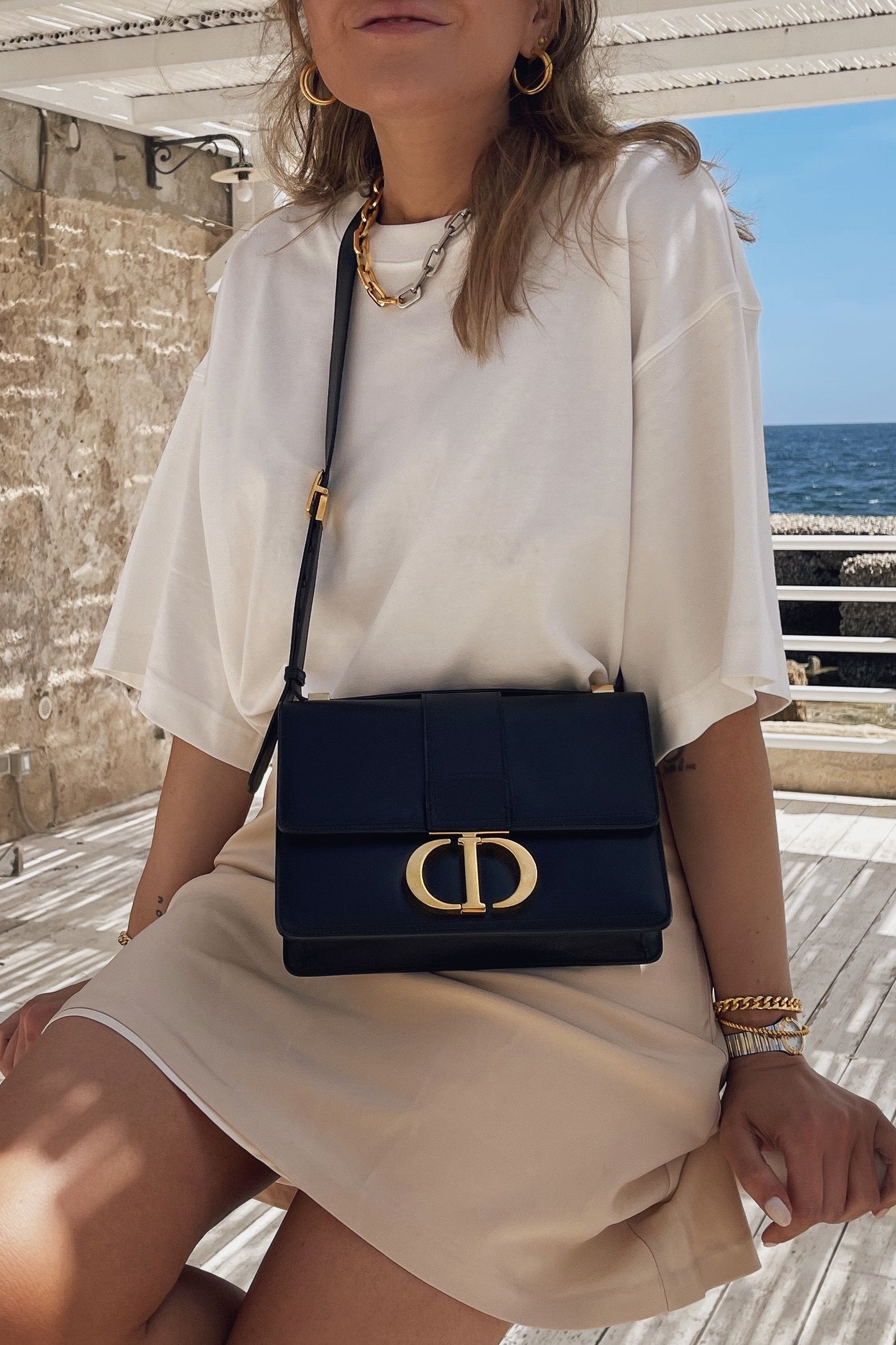 Emilia Cuff - Boutique Minimaliste has waterproof, durable, elegant and vintage inspired jewelry