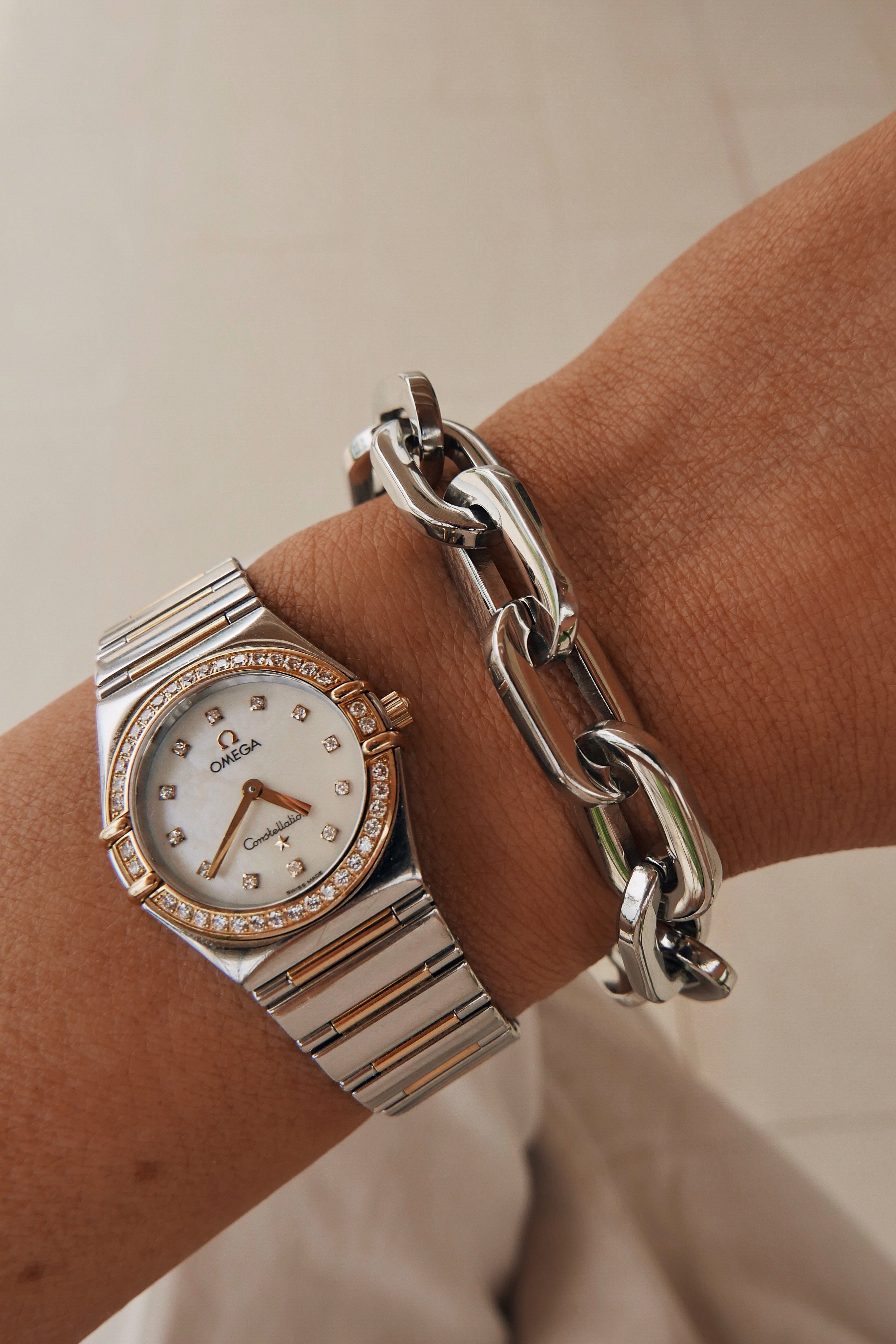 Emma Bracelet - Boutique Minimaliste has waterproof, durable, elegant and vintage inspired jewelry