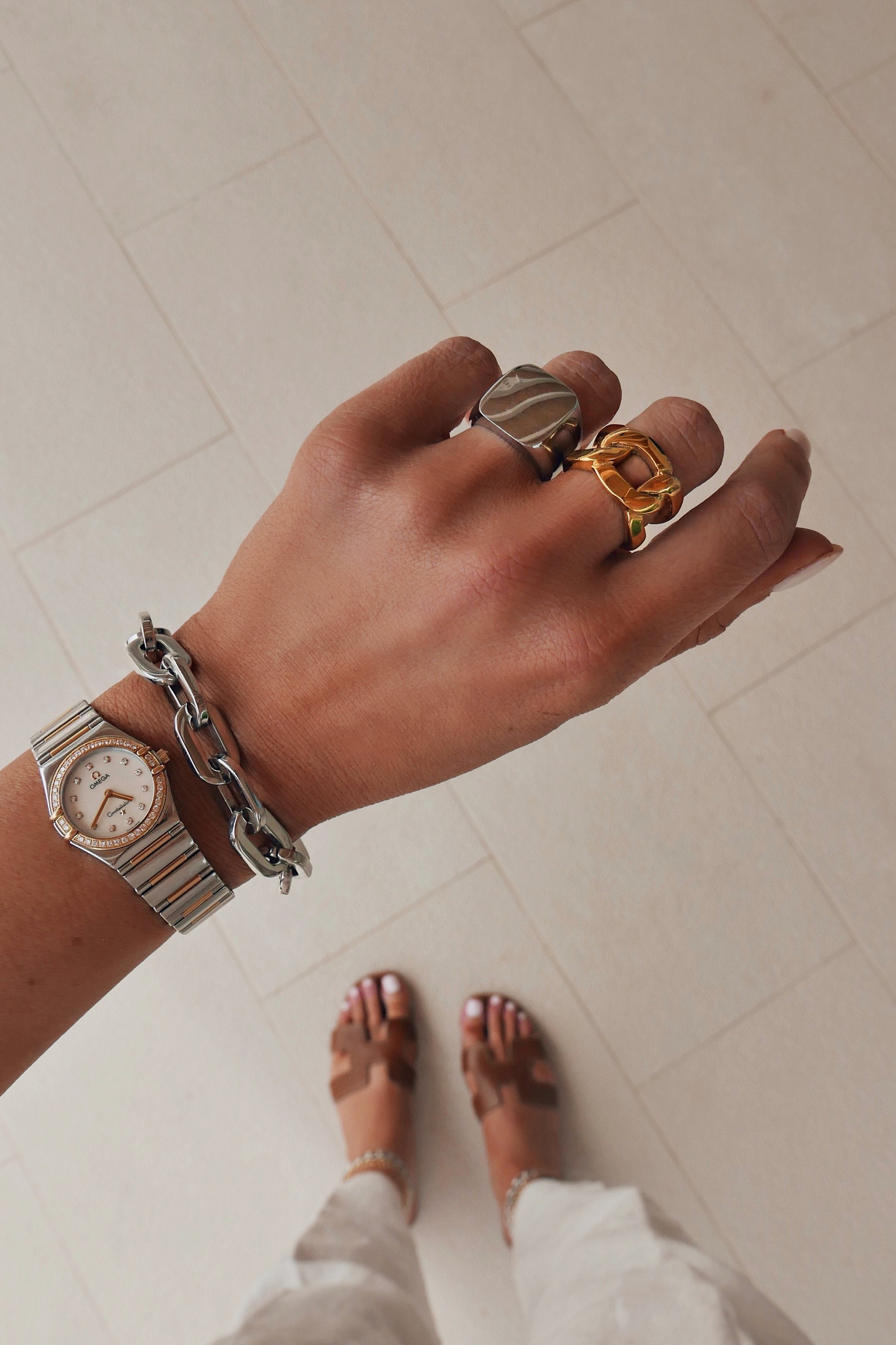 Emma Bracelet - Boutique Minimaliste has waterproof, durable, elegant and vintage inspired jewelry